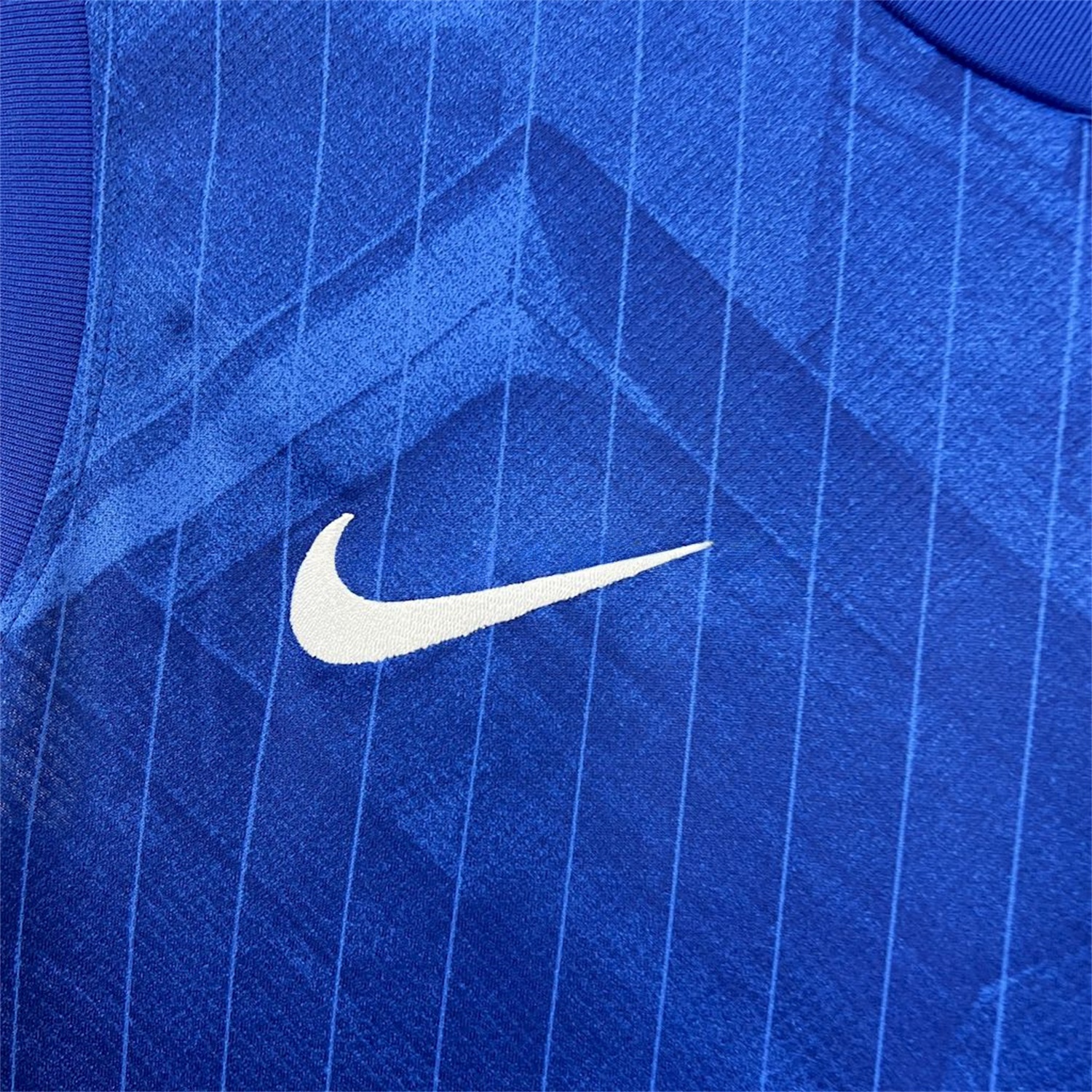 C.H.E.L.S.E.A 25-26 Blue Training Vest - Fans Version - UnitedFutballJersey