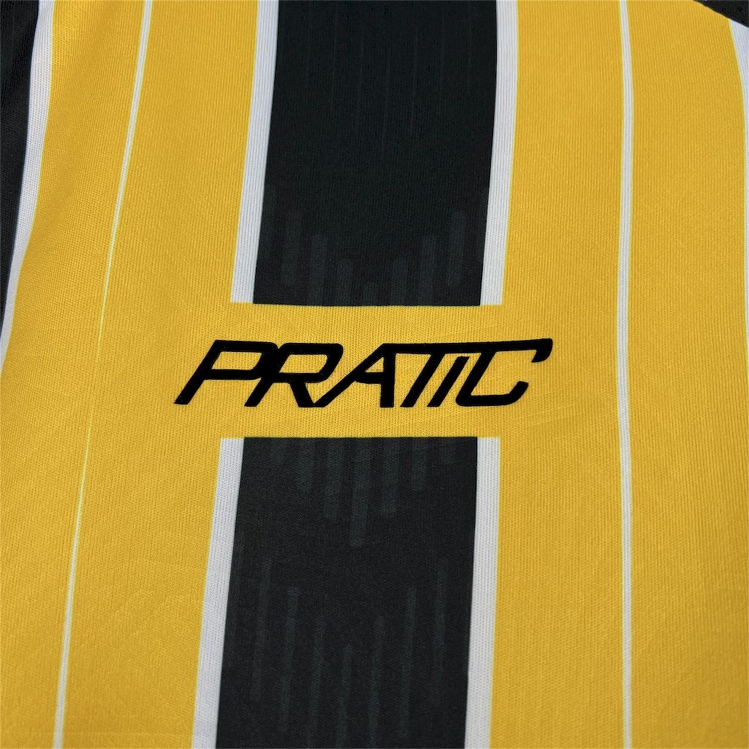 Volta Redonda 25-26 Home Jersey - Fans Version - UnitedFutballJersey
