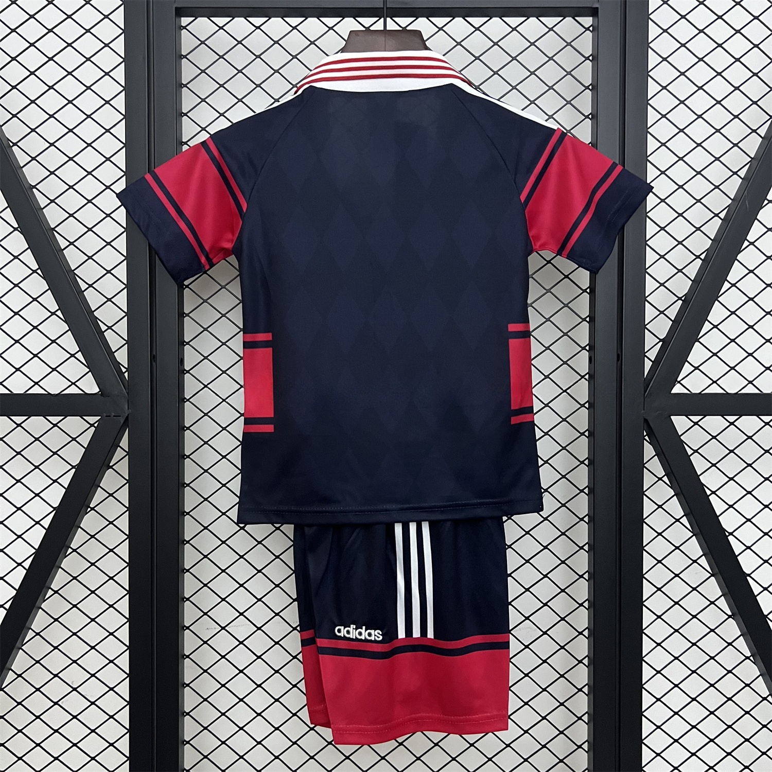 Retro Bayern Munich 1997-99 Home Kids Kit - UnitedFutballJersey