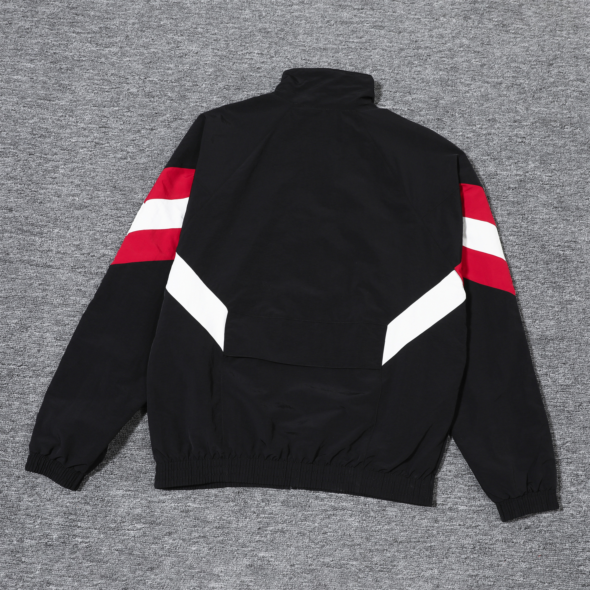 Manchester United 24-25 Black Throwback Windbreaker Suit - Jackets & Pants - UnitedFutballJersey