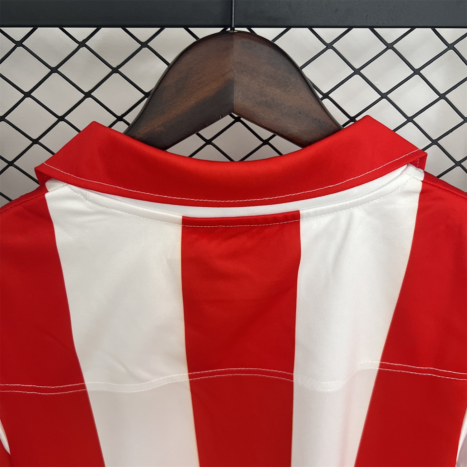 Retro Atletico Madrid 2003-04 Home Centenary Special Jersey - UnitedFutballJersey