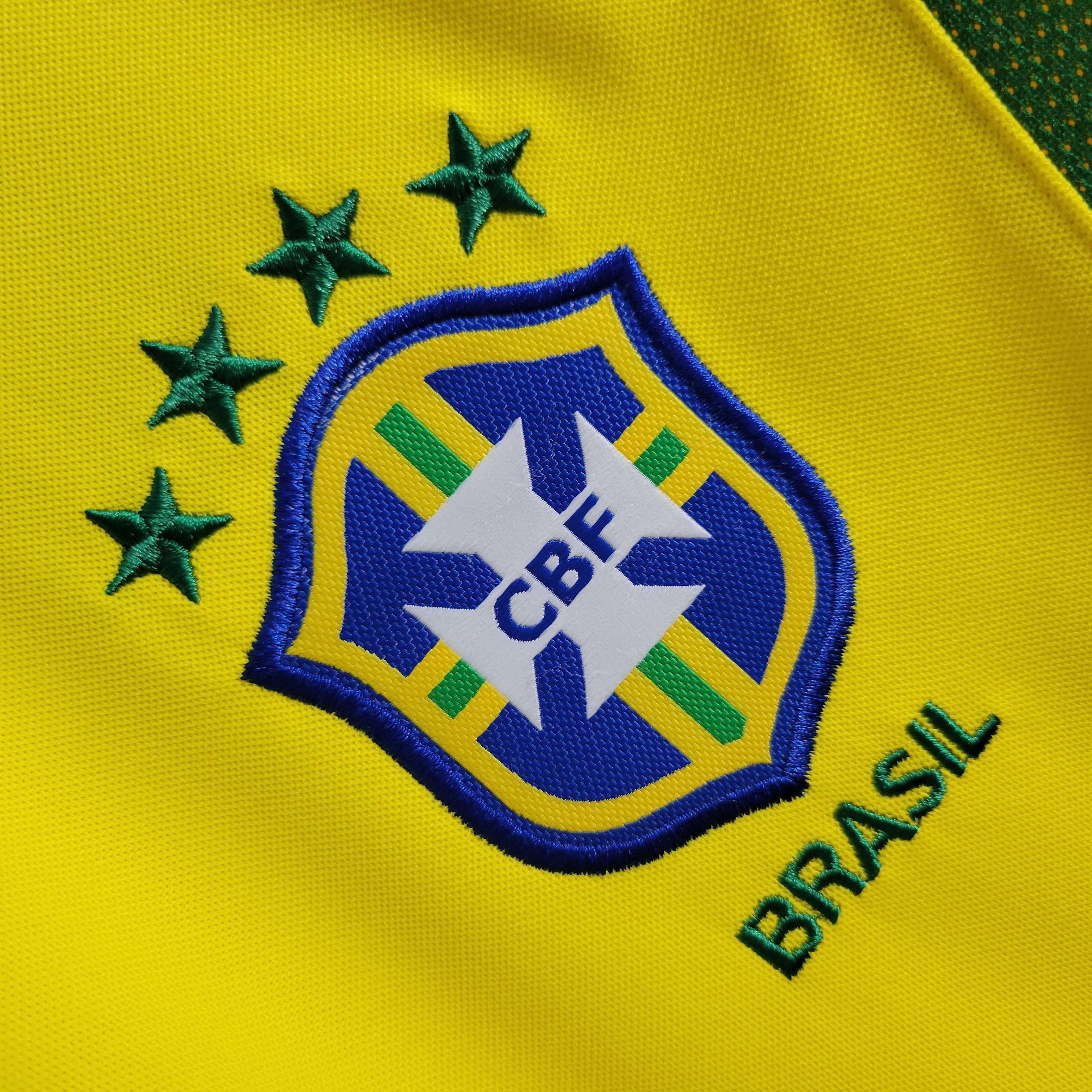 Retro Brazil 2002 Home Stadium Jersey - UnitedFutballJersey