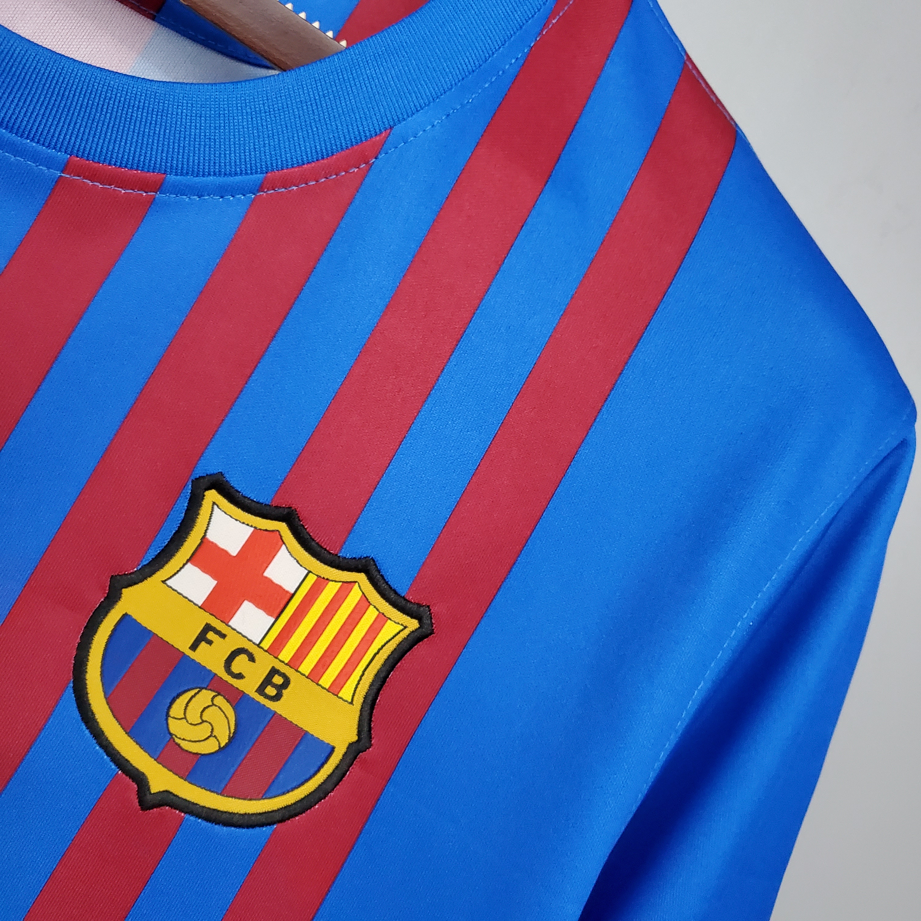 B.A.R.S.A Retro 21-22 Home Stadium Jersey - UnitedFutballJersey