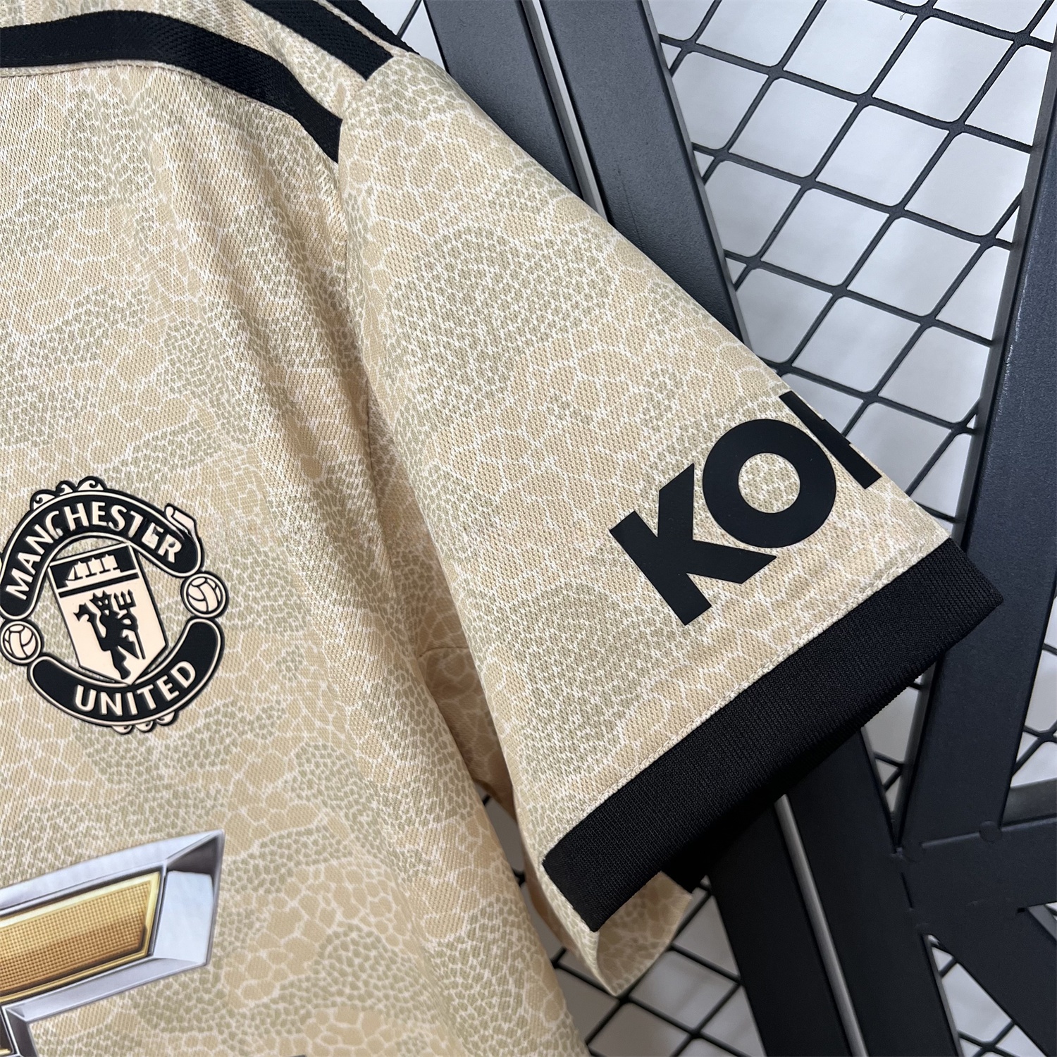Retro Manchester United 2019-20 Away Jersey - UnitedFutballJersey
