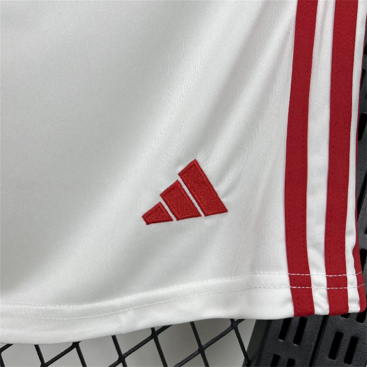 Benfica 25-26 Home White Shorts - Fans Version - UnitedFutballJersey