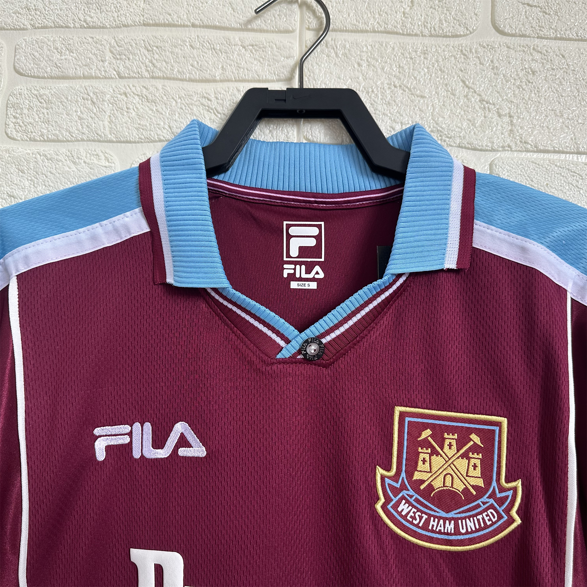 Retro West Ham United 1999-00 Home Jersey - UnitedFutballJersey
