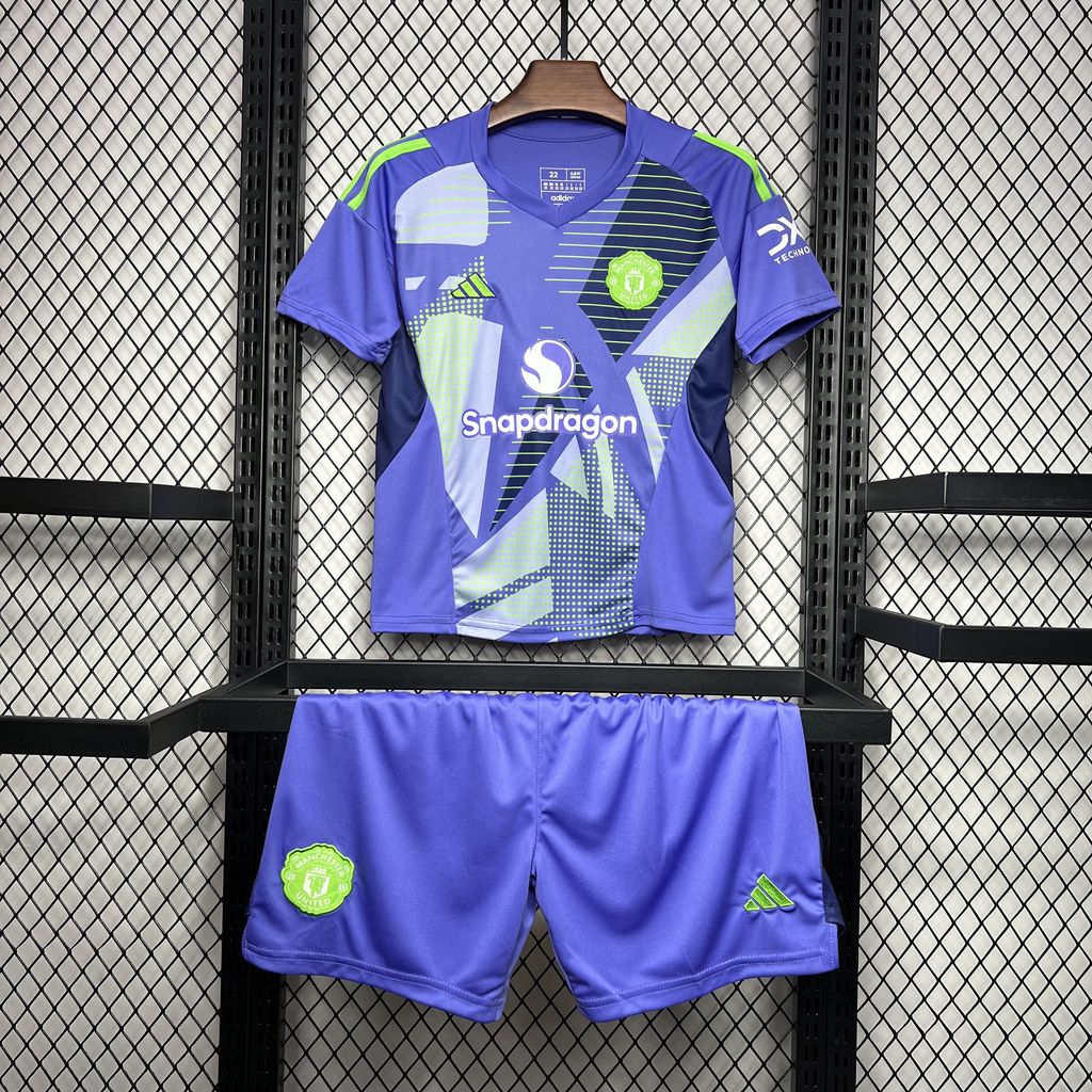 Manchester United 24-25 Purple Goalkeeper Kids Kit - UnitedFutballJersey