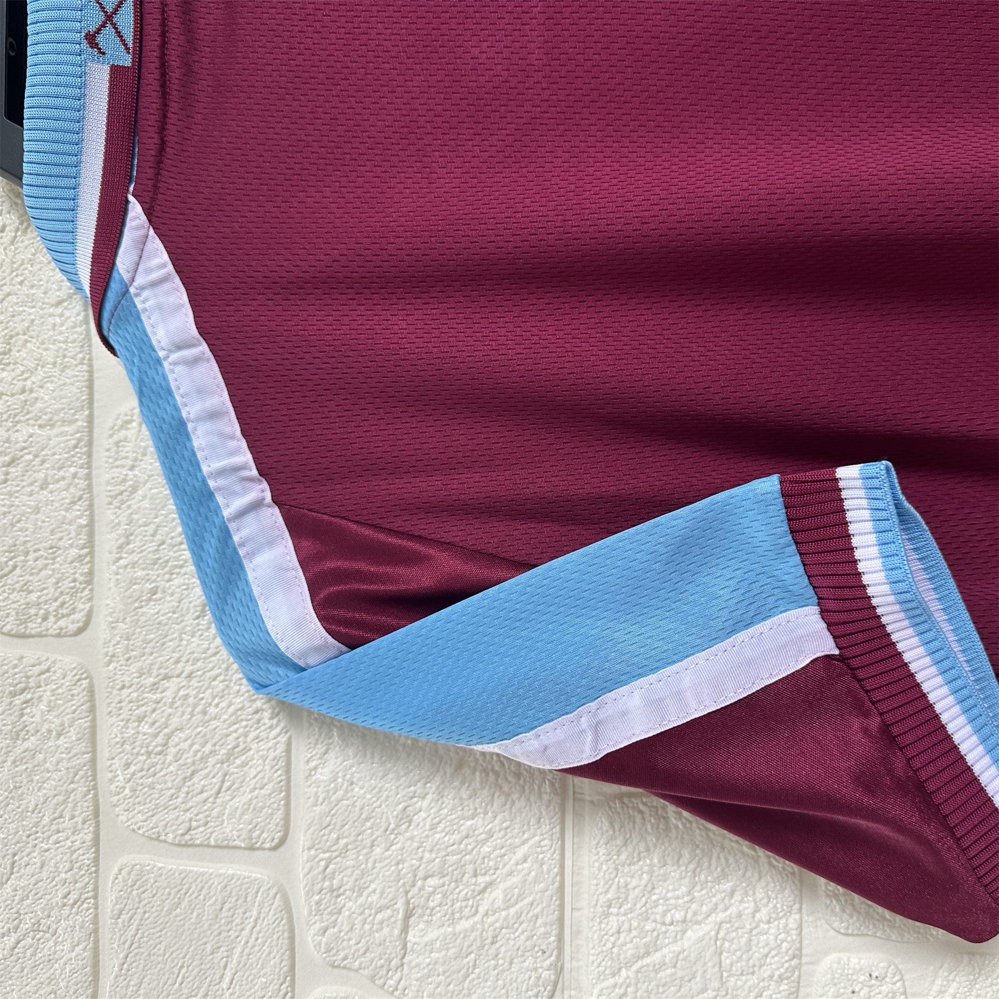 Retro West Ham United 1999-00 Home Jersey - UnitedFutballJersey
