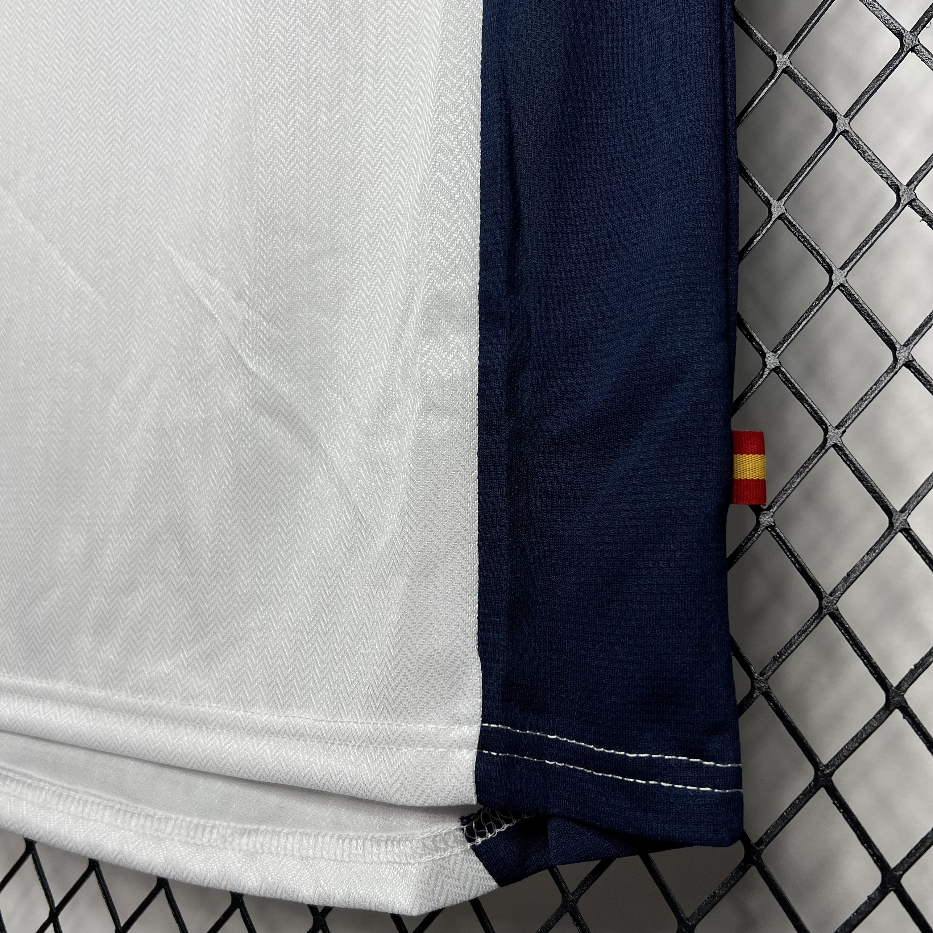 Retro Spain 1998 Away Jersey - UnitedFutballJersey