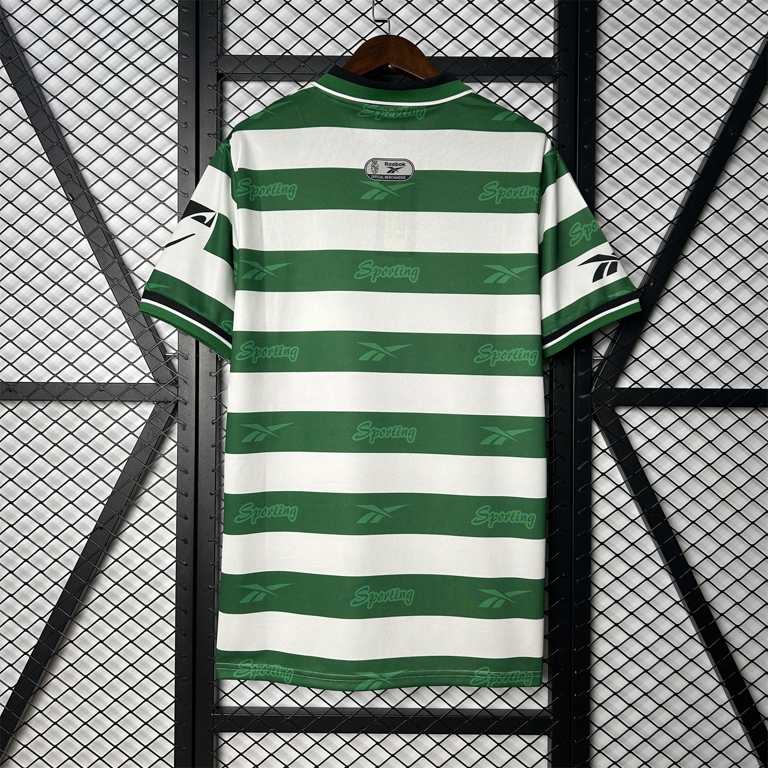 Retro Sporting CP 1999-00 Home Jersey - UnitedFutballJersey