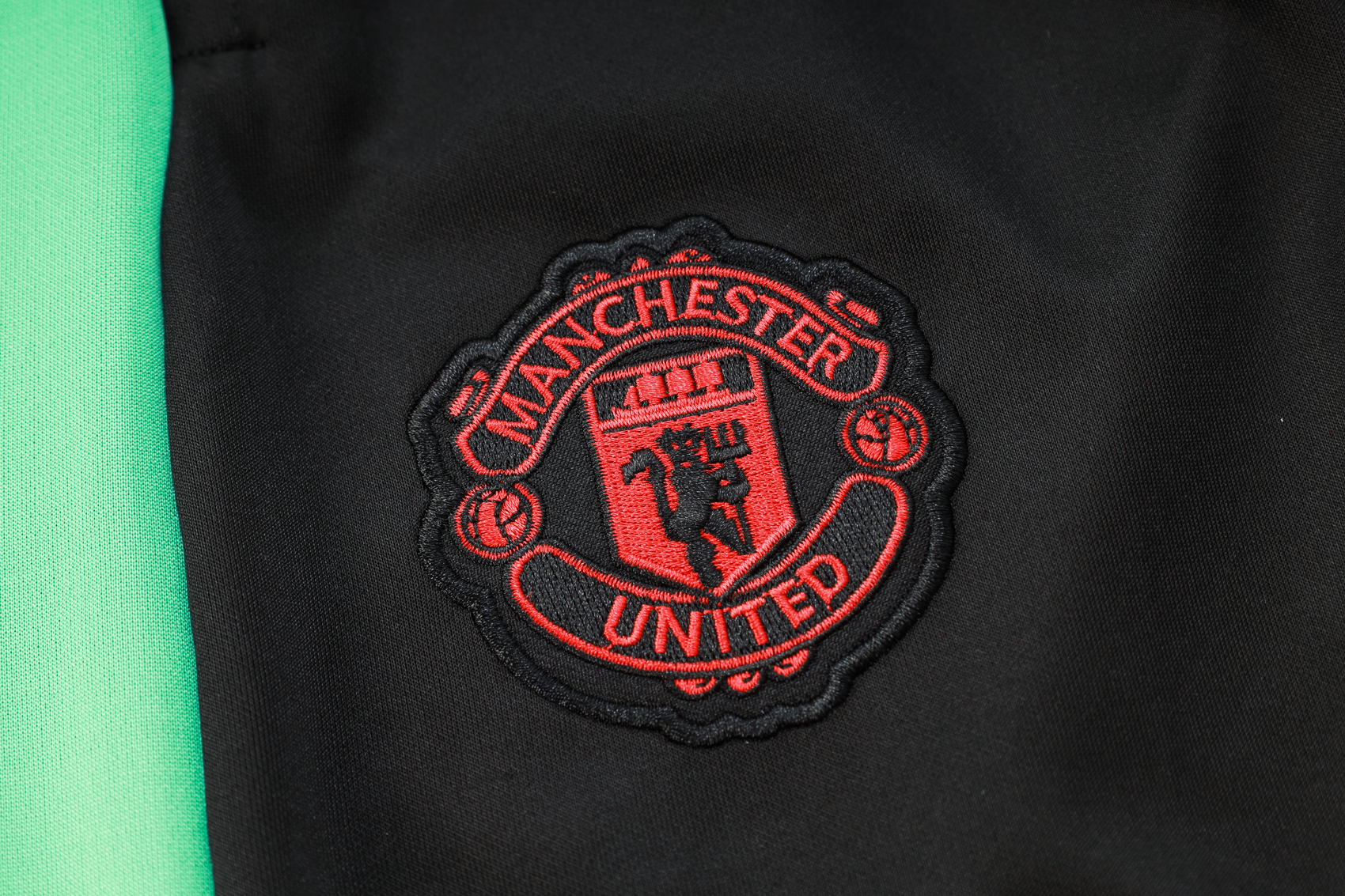 Manchester United 23-24 Jacket Training Tracksuit -Black - UnitedFutballJersey