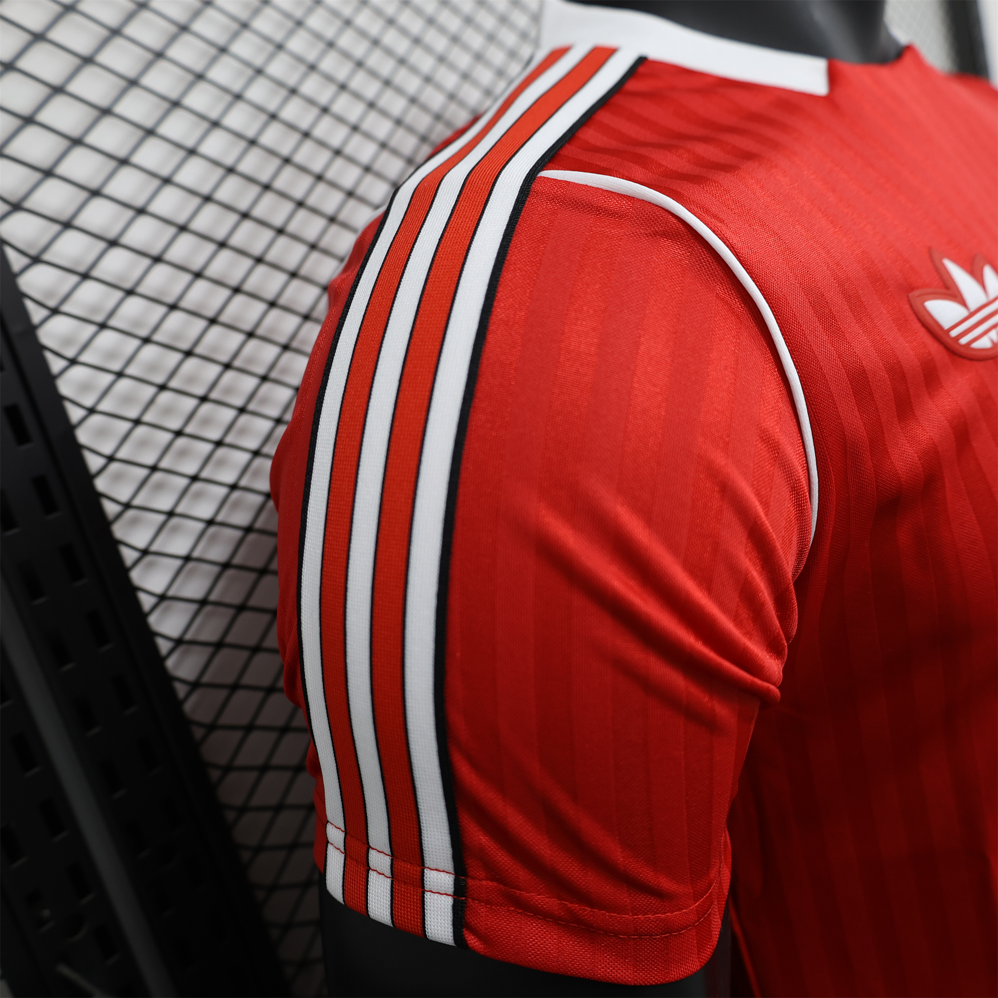 Manchester United 2025 Red Icon Retro Jersey - Player Version - UnitedFutballJersey