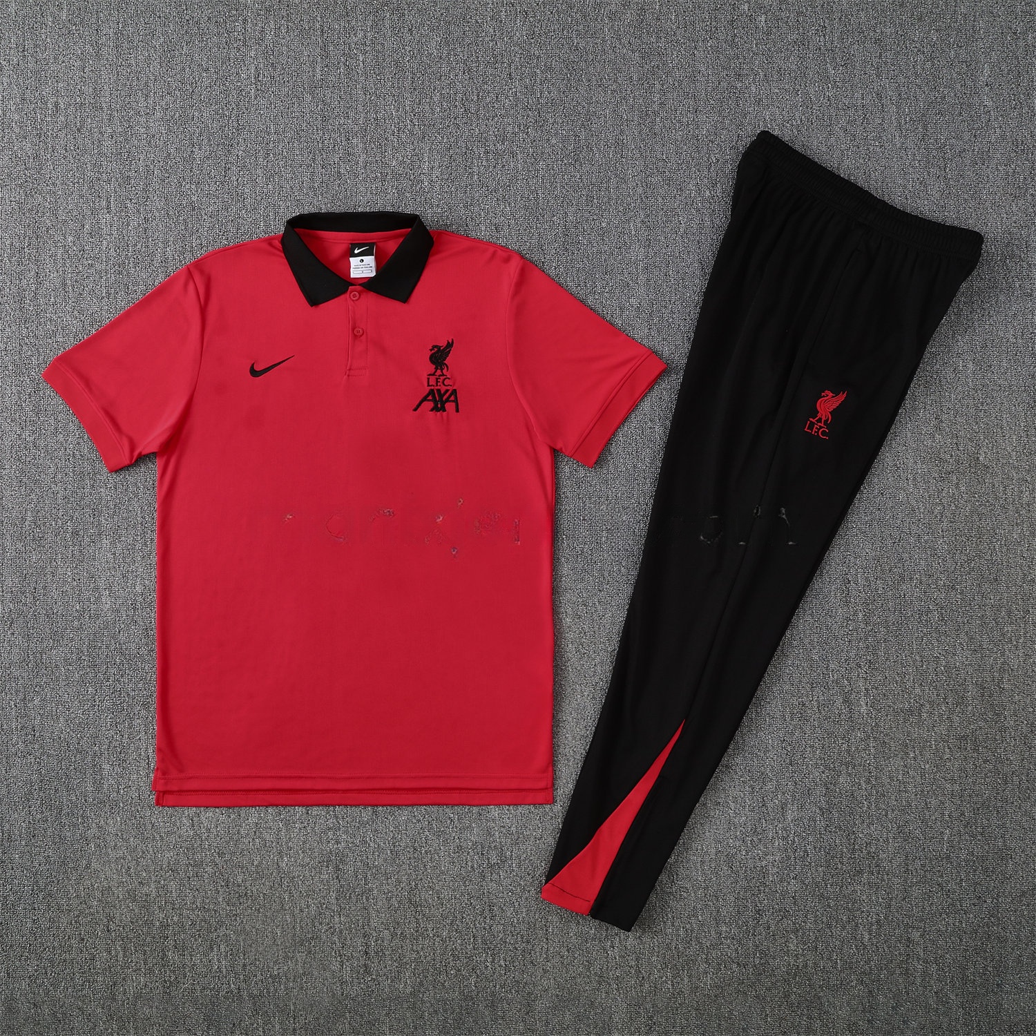 Liver.pool 25-26 POLO Short-Sleeve Training Set - Red Top and Black Pants - UnitedFutballJersey