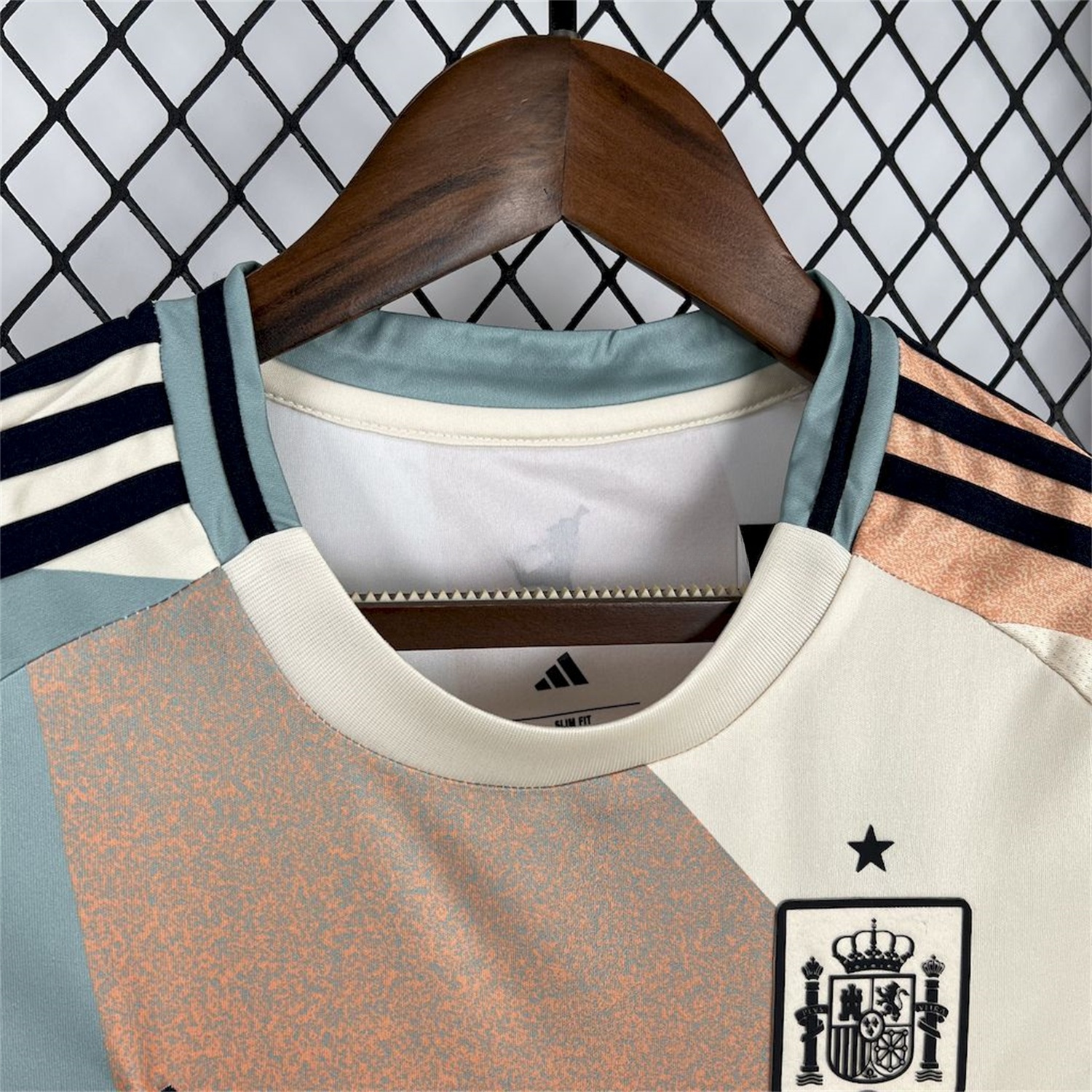 Women's Spain 2025 Women's Team Away Jersey - UnitedFutballJersey