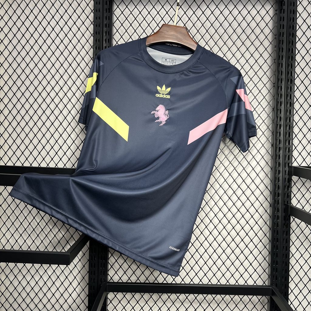 Juventus 24-25 Training Jersey - Fans Version - UnitedFutballJersey
