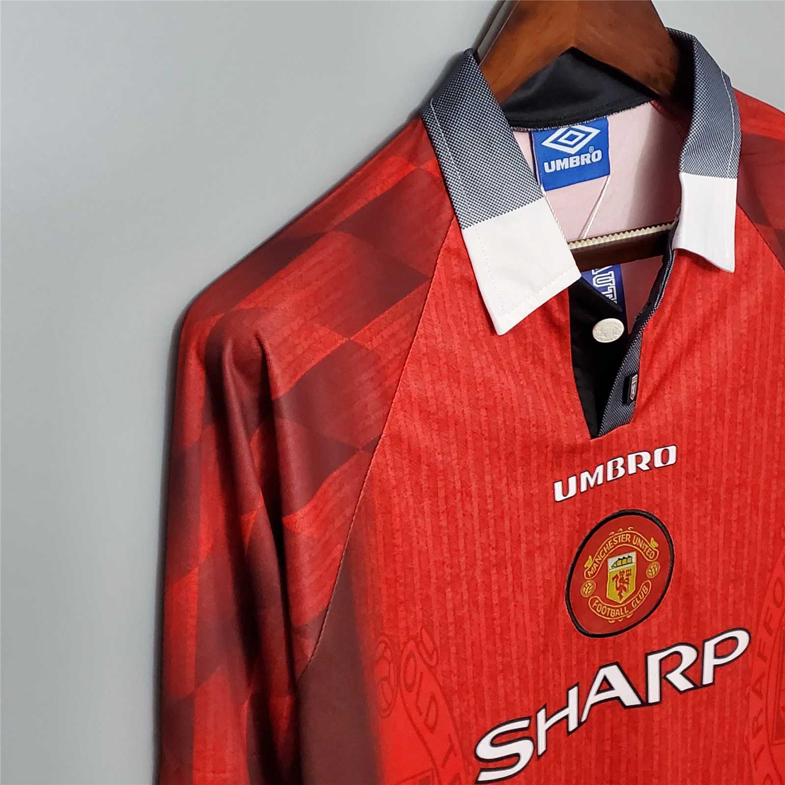 Manchester United Retro 96-97 Home Long Sleeve Jersey - UnitedFutballJersey