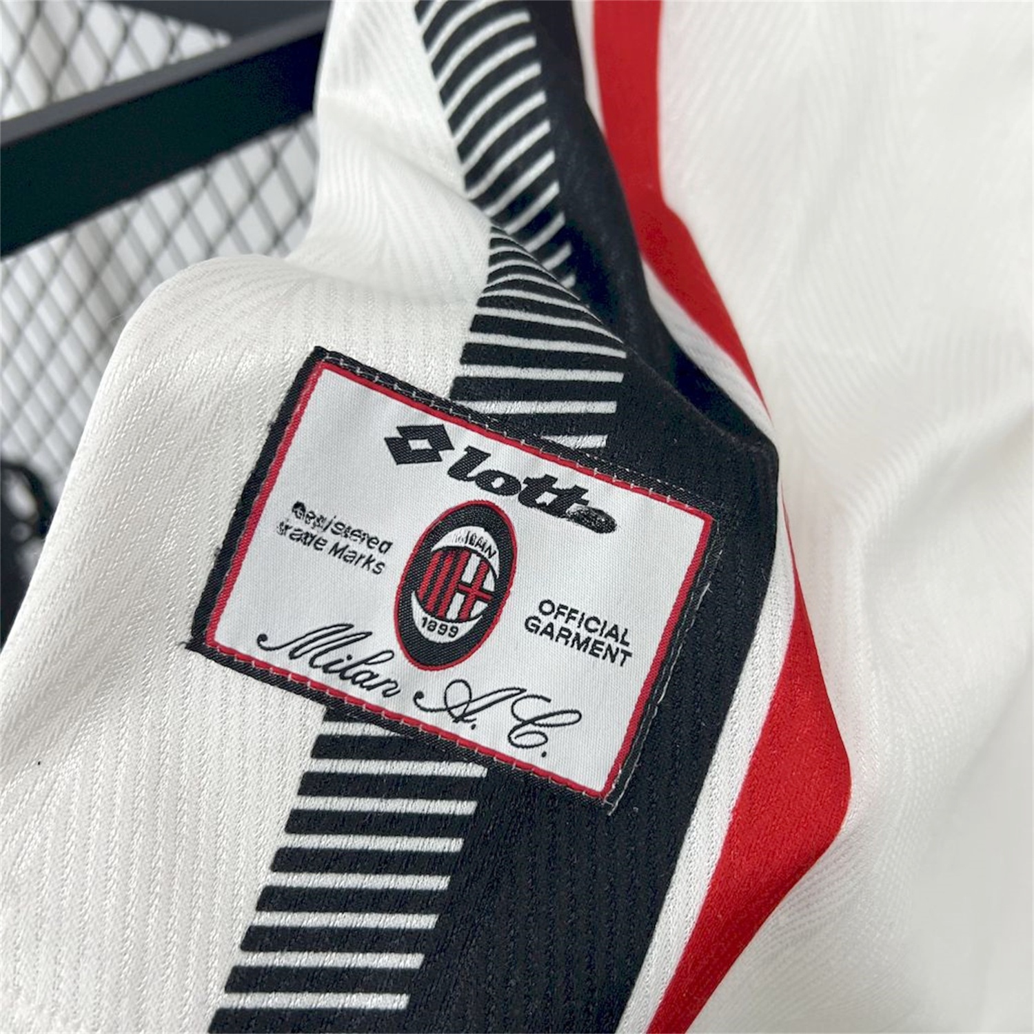 Retro AC Milan 1997-98 Away Jersey - UnitedFutballJersey