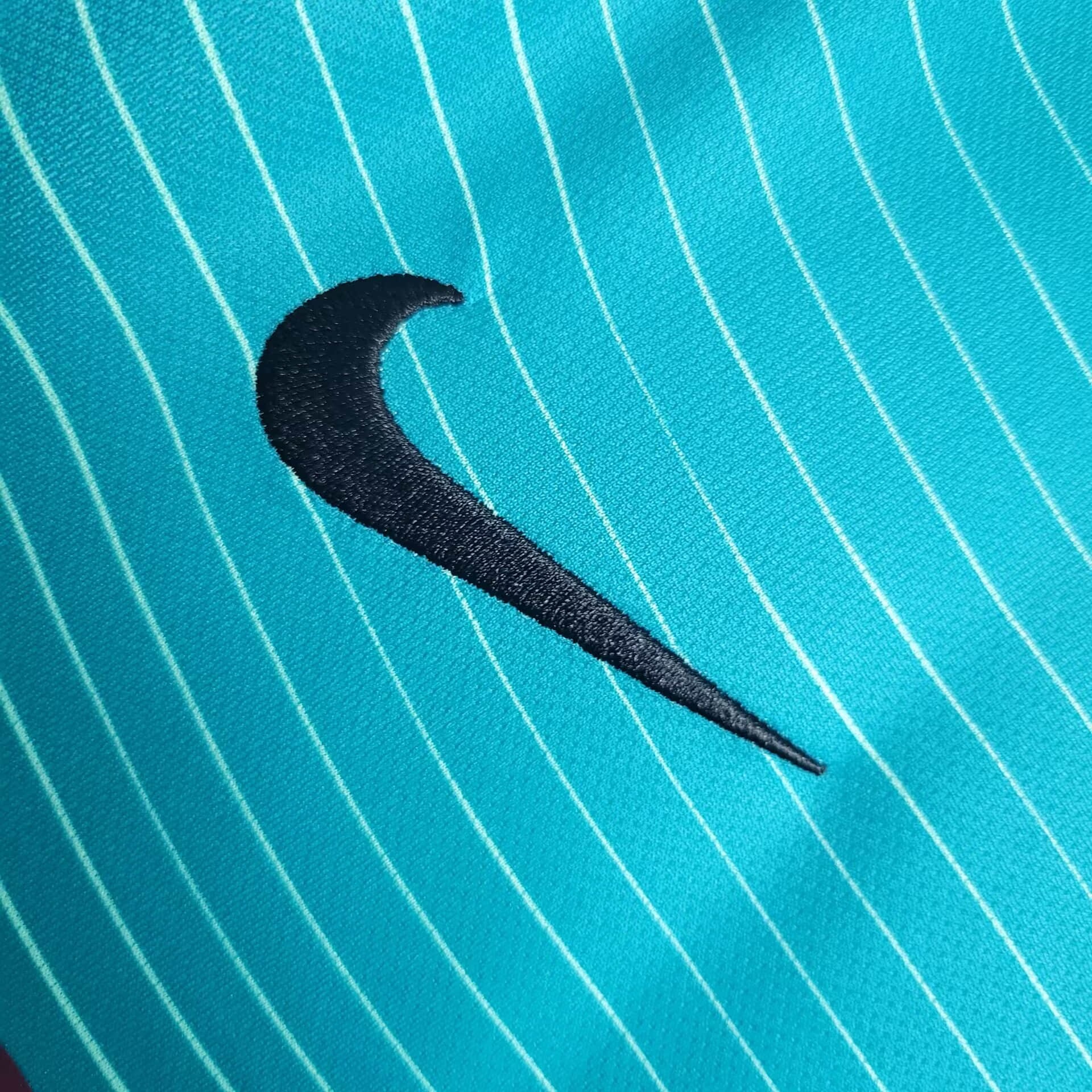 B.A.R.S.A Retro 16-17 Third Jersey - UnitedFutballJersey