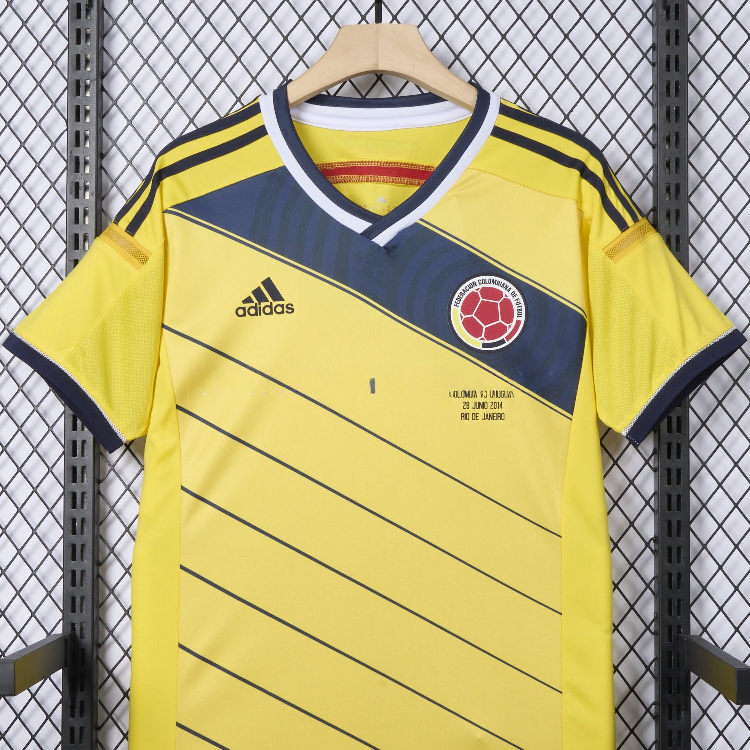 Retro Colombia 2014 Home Jersey - UnitedFutballJersey