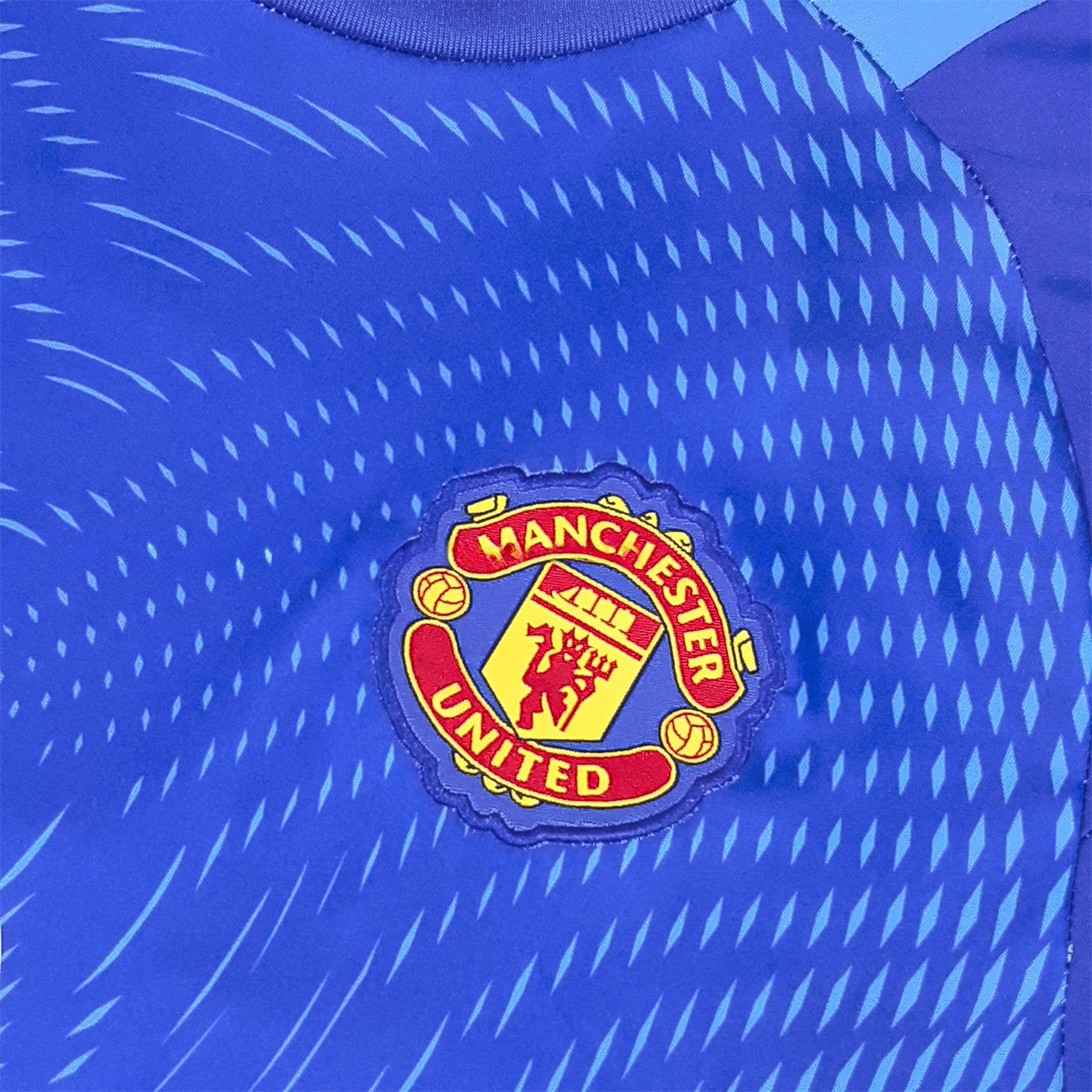 Manchester United 25-26 Blue Goalkeeper Jersey - Fans Version - UnitedFutballJersey