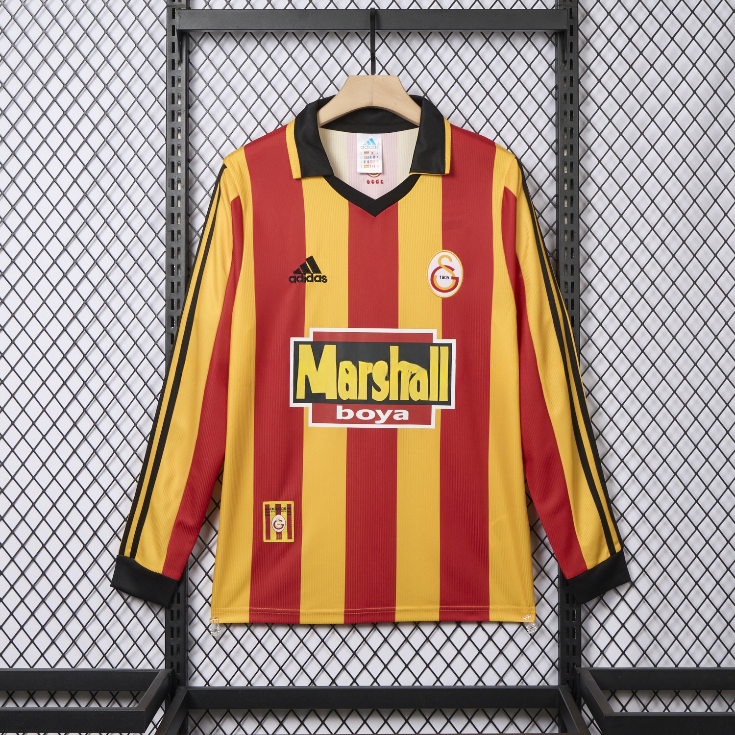 Retro Galatasaray 1999-00 Home Long Sleeves Jersey - UnitedFutballJersey
