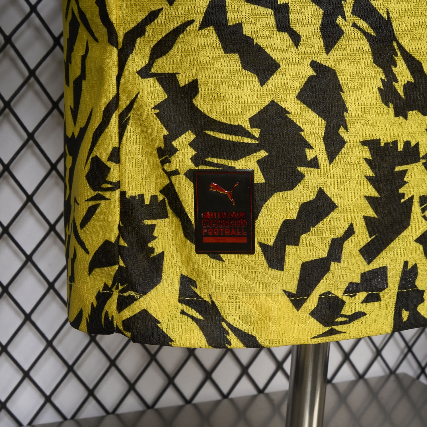 Dortmund 25-26 Black Disordered Texture Yellow Special Jersey - Player Version - UnitedFutballJersey