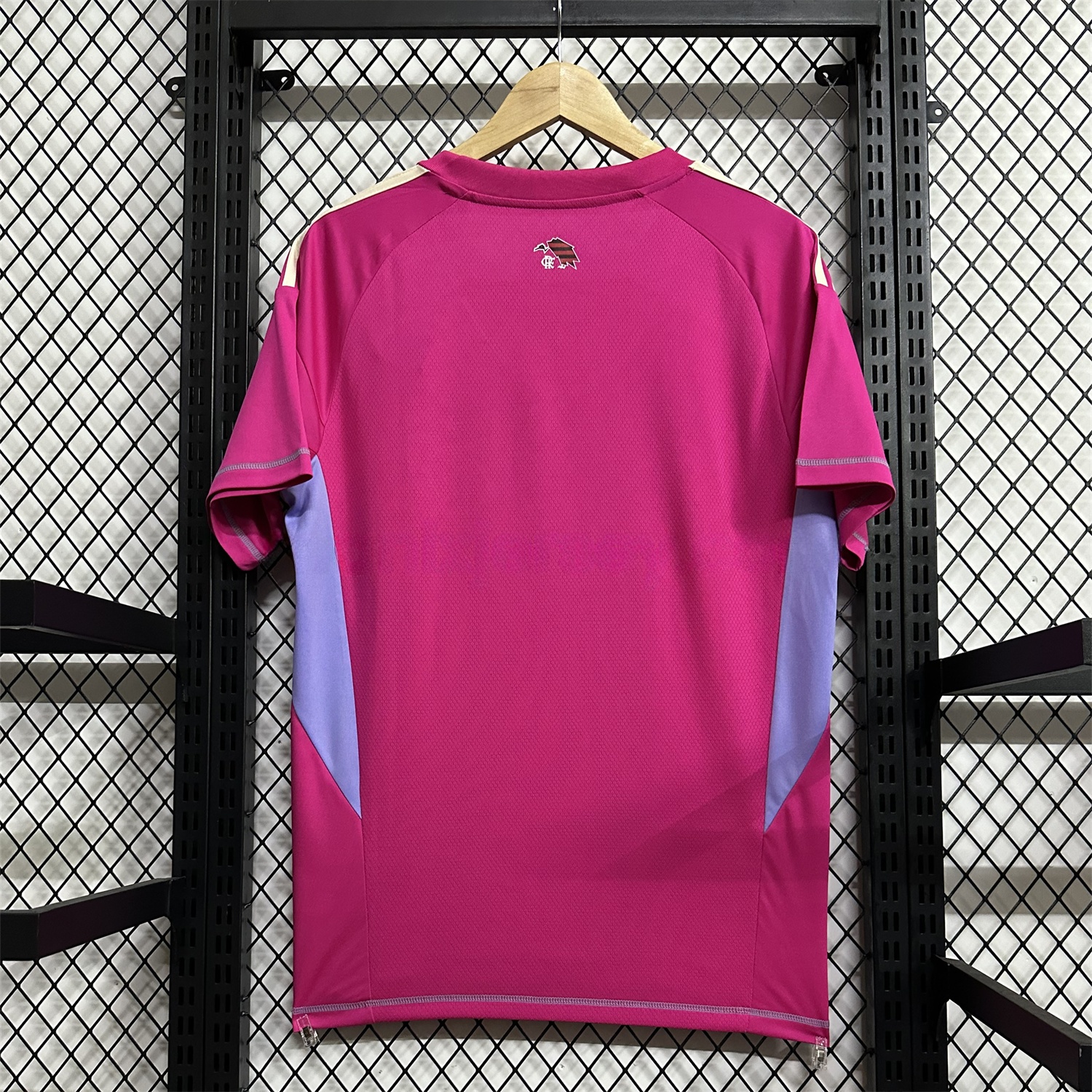 Flamengo 25-26 Pink Goalkeeper Jersey - Fans Version - UnitedFutballJersey
