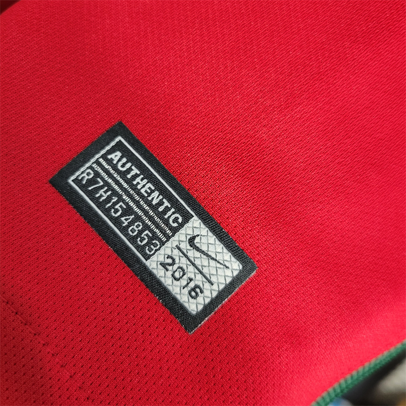 Retro Portugal 16-17 Home Stadium Long Sleeve Jersey - UnitedFutballJersey