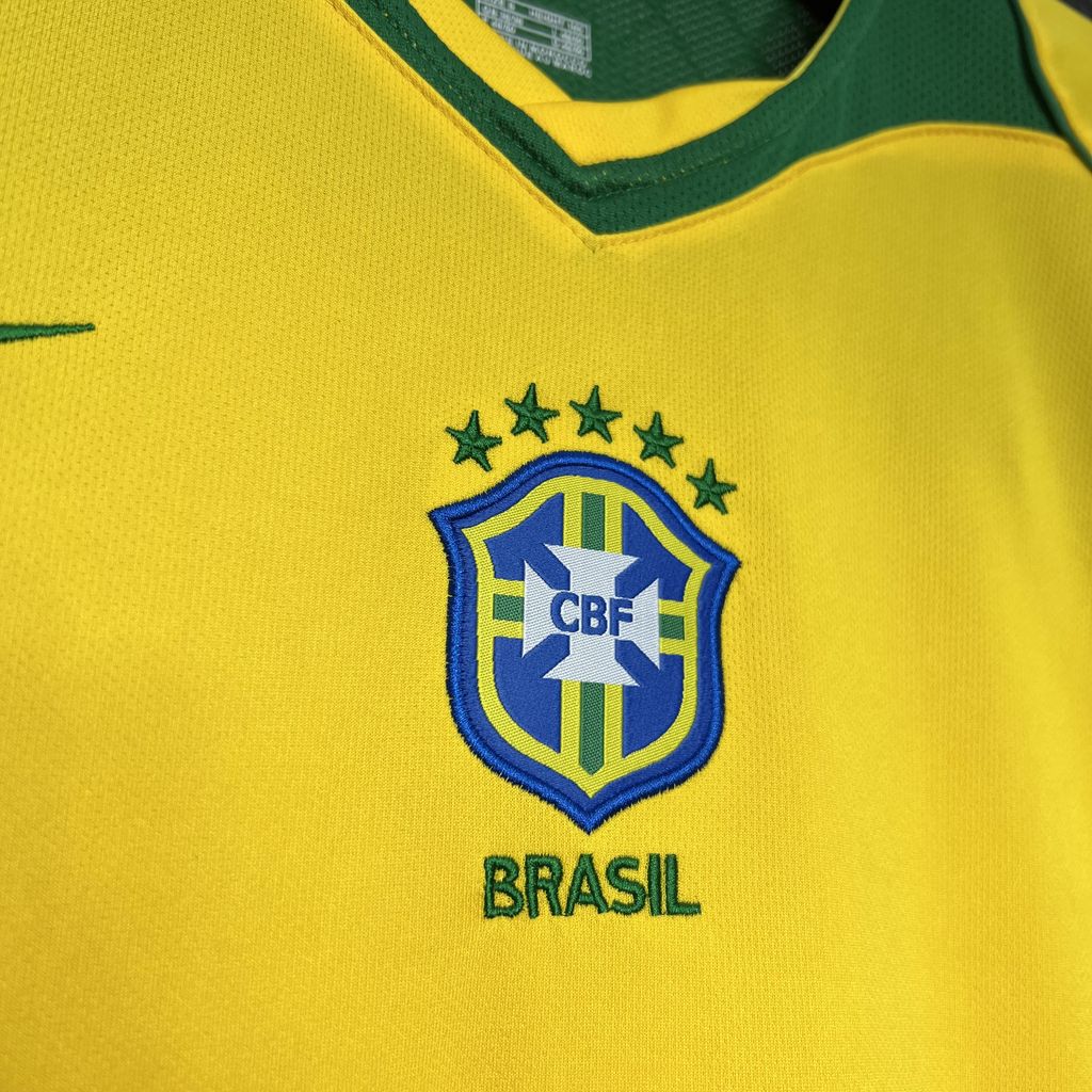 Retro Brazil 2004 Home Jersey - UnitedFutballJersey