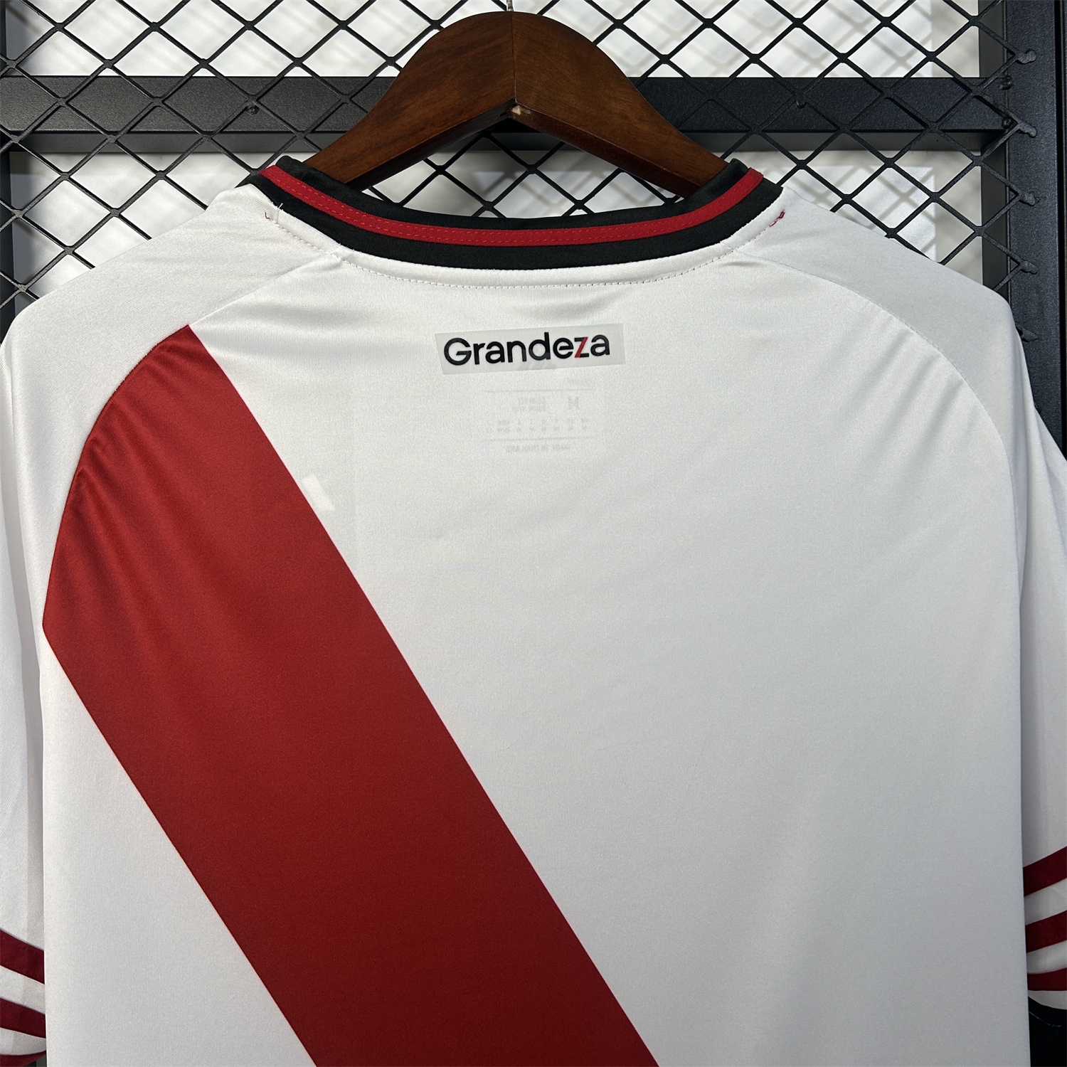 River Plate 25-26 Home Unsponsored Jersey - Fans Version - UnitedFutballJersey