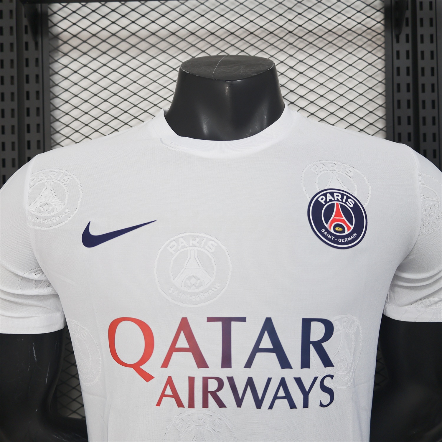 Paris Saint-Germain PSG 25-26 White Jersey with Team Logo Decoration and Gradient Advertising - Player Version - UnitedFutballJersey