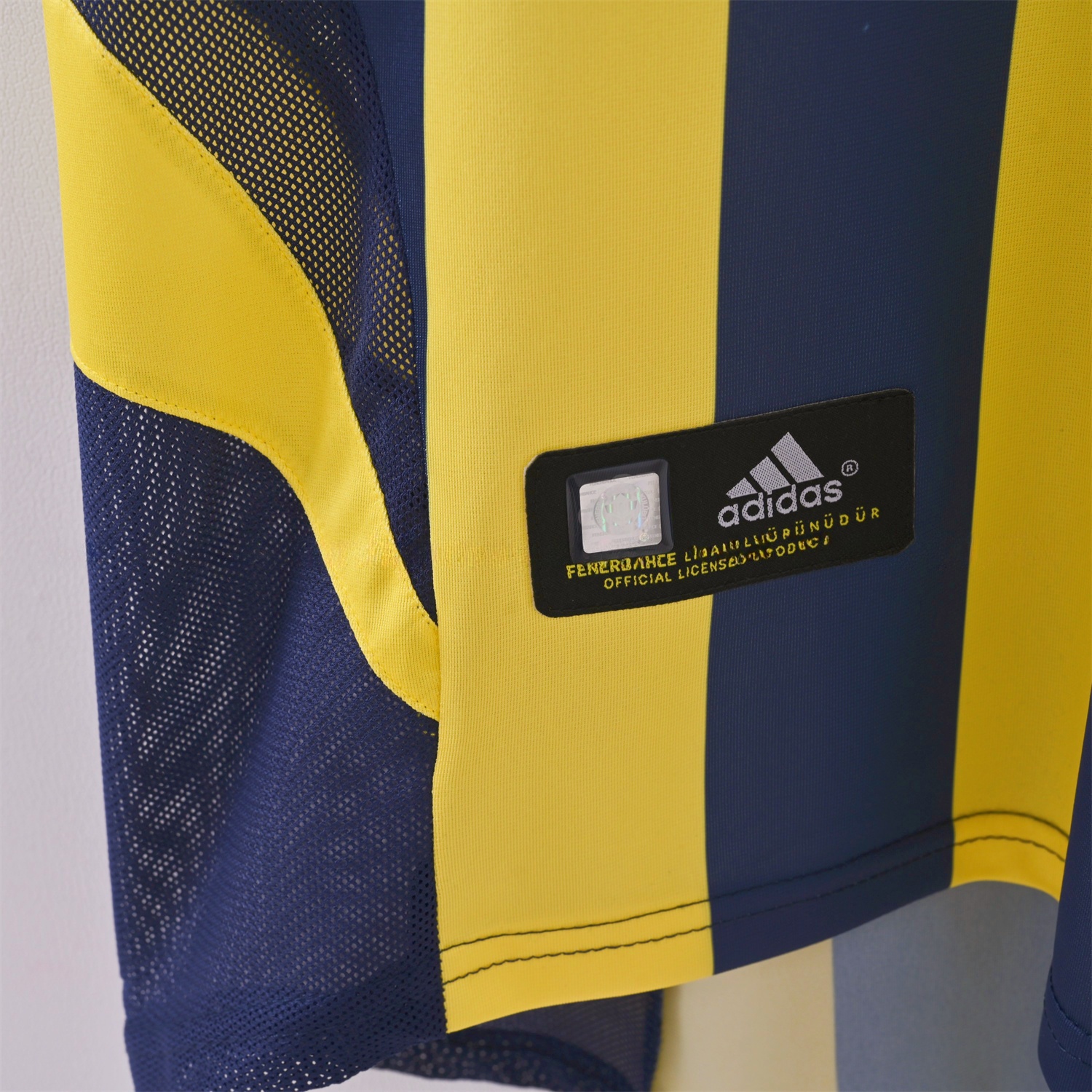 Retro Fenerbahce 2005-06 Home Jersey - UnitedFutballJersey