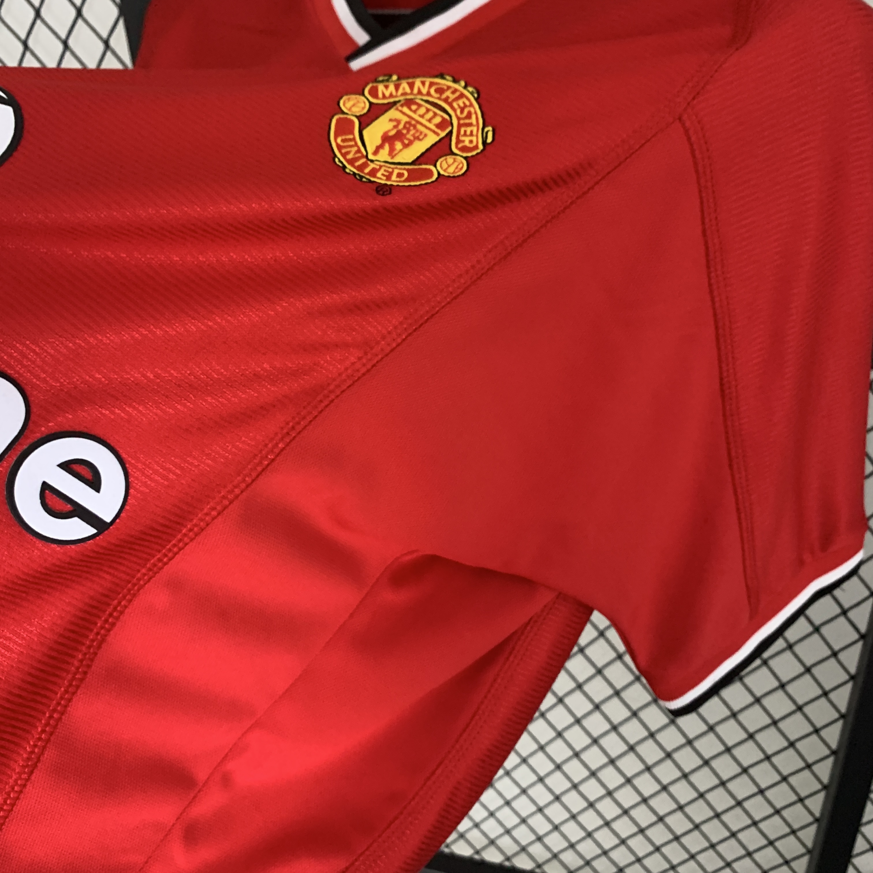 Manchester United Retro 03-04 Home Stadium Jersey - UnitedFutballJersey