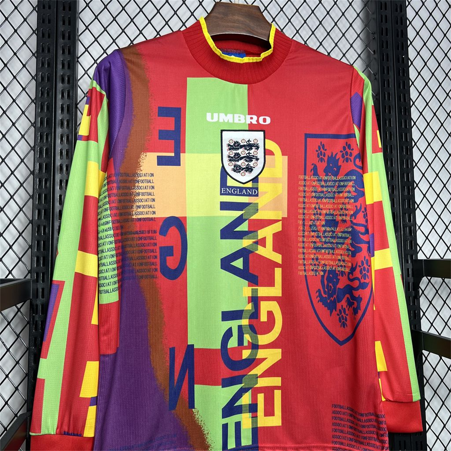 Retro England 1996 Red Goalkeeper Long Sleeve Jersey - UnitedFutballJersey