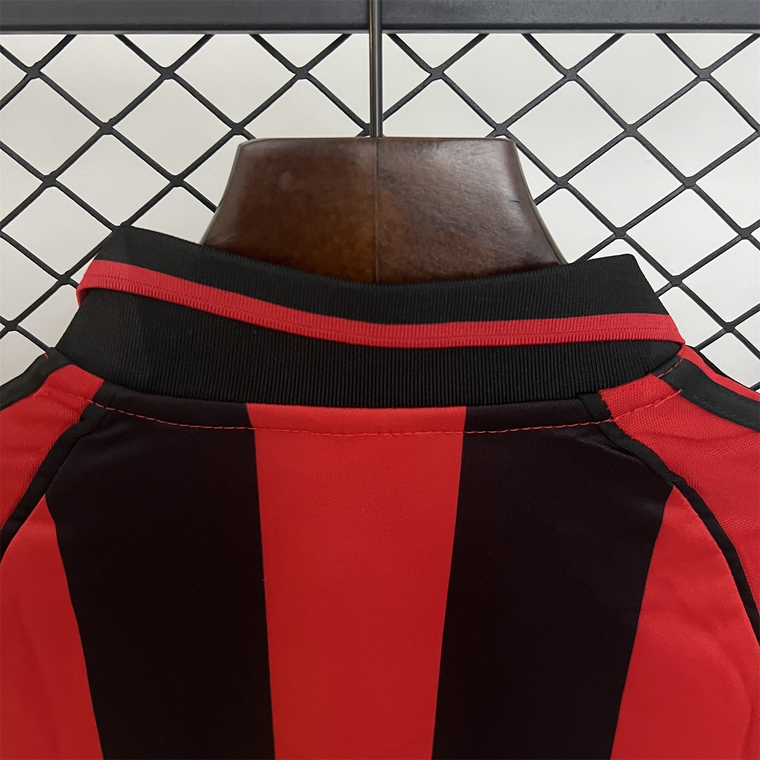 Retro AC Milan 1998-99 Home Kids Kit - UnitedFutballJersey