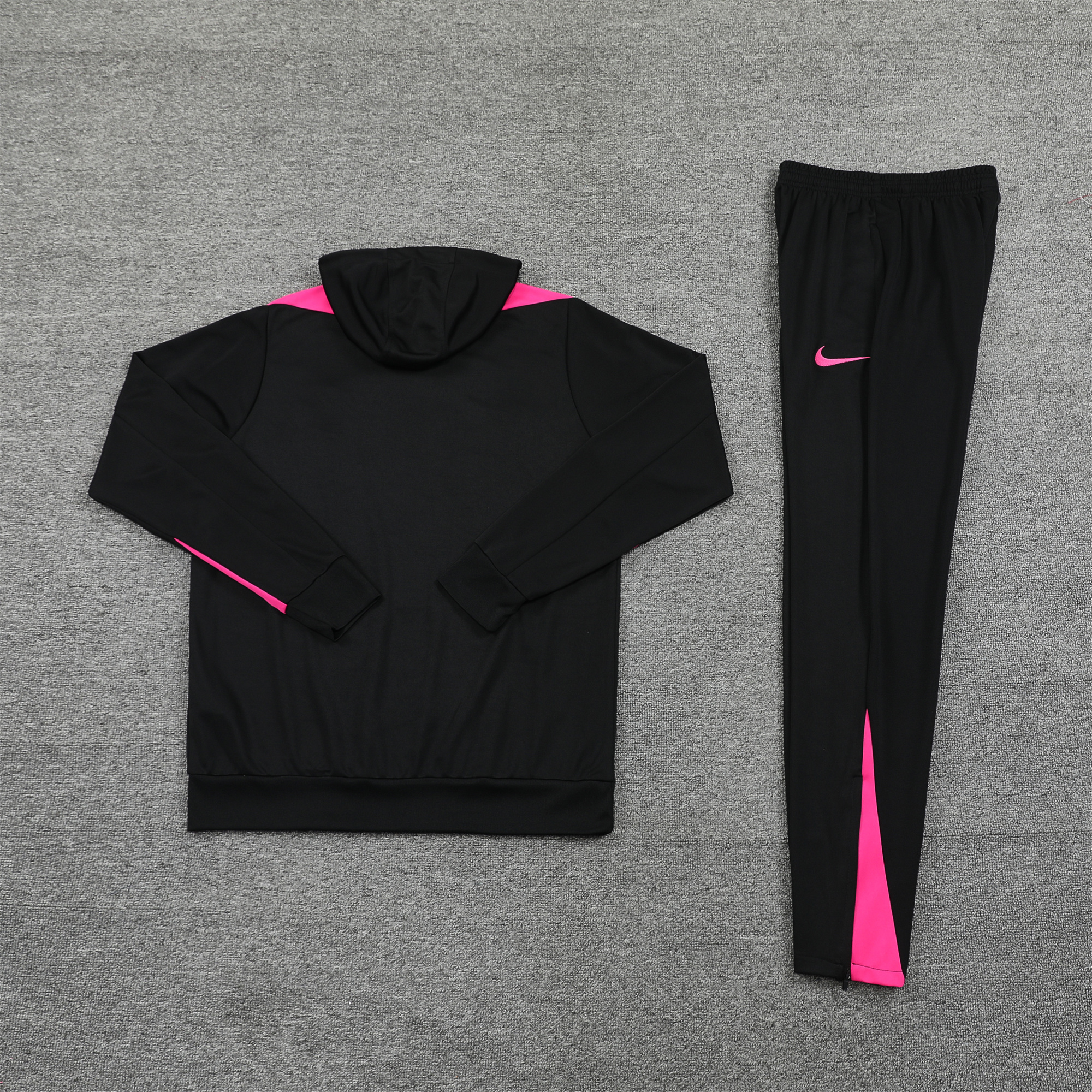 C.H.E.L.S.E.A 24-25 Training Hoodie Set - Black Hoodie and Black Pants - UnitedFutballJersey