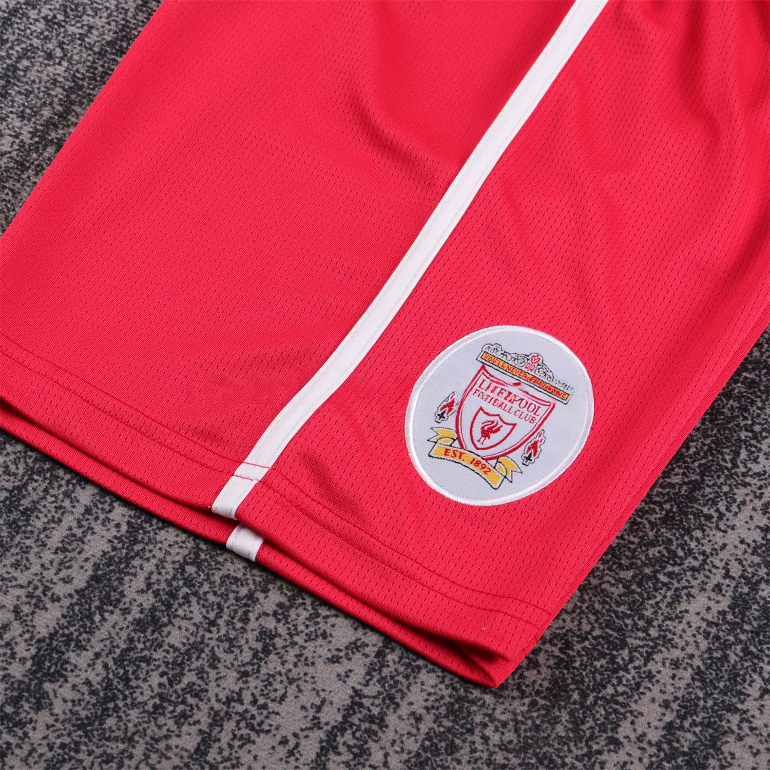 Retro Liver.pool 1998-00 Home Kids Kit - UnitedFutballJersey
