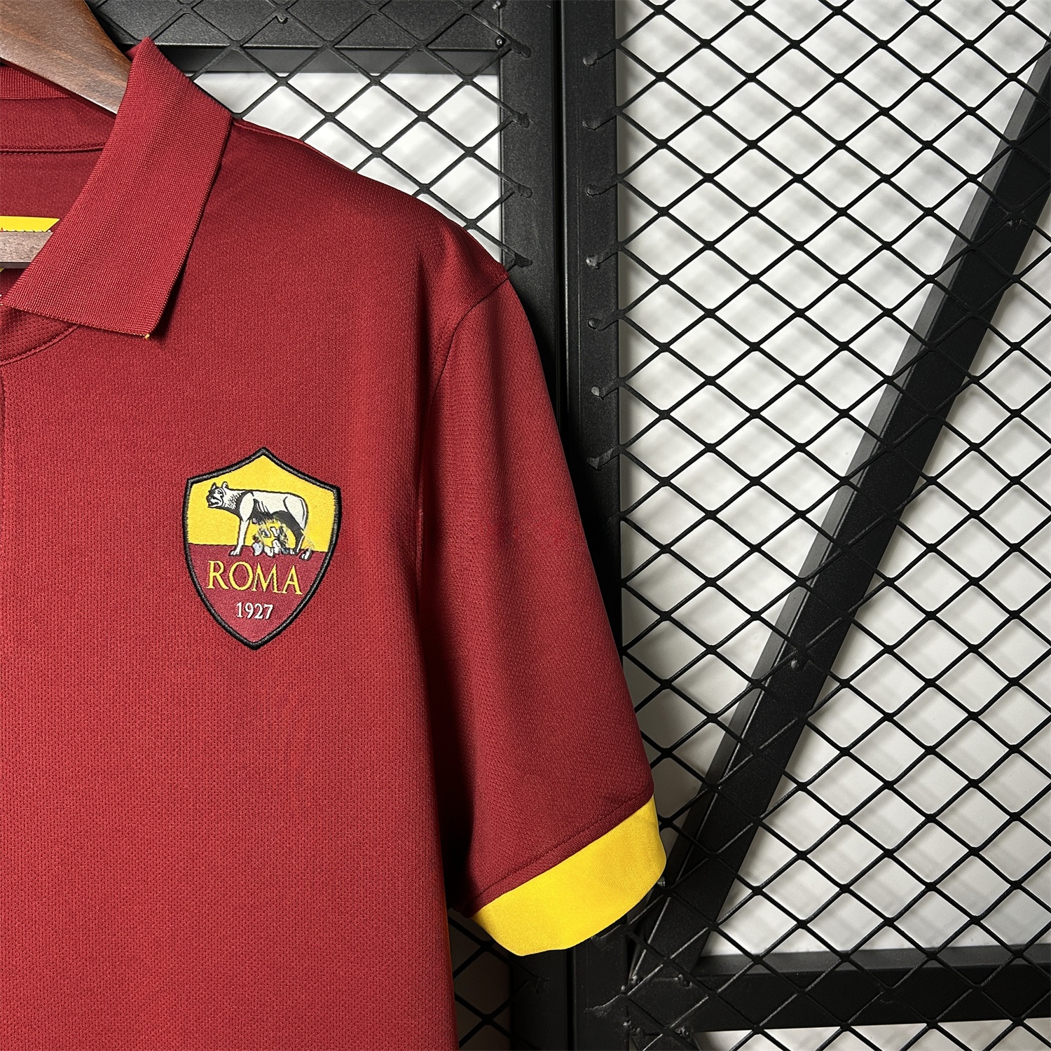 Retro Roma 2014-15 Home Jersey - UnitedFutballJersey