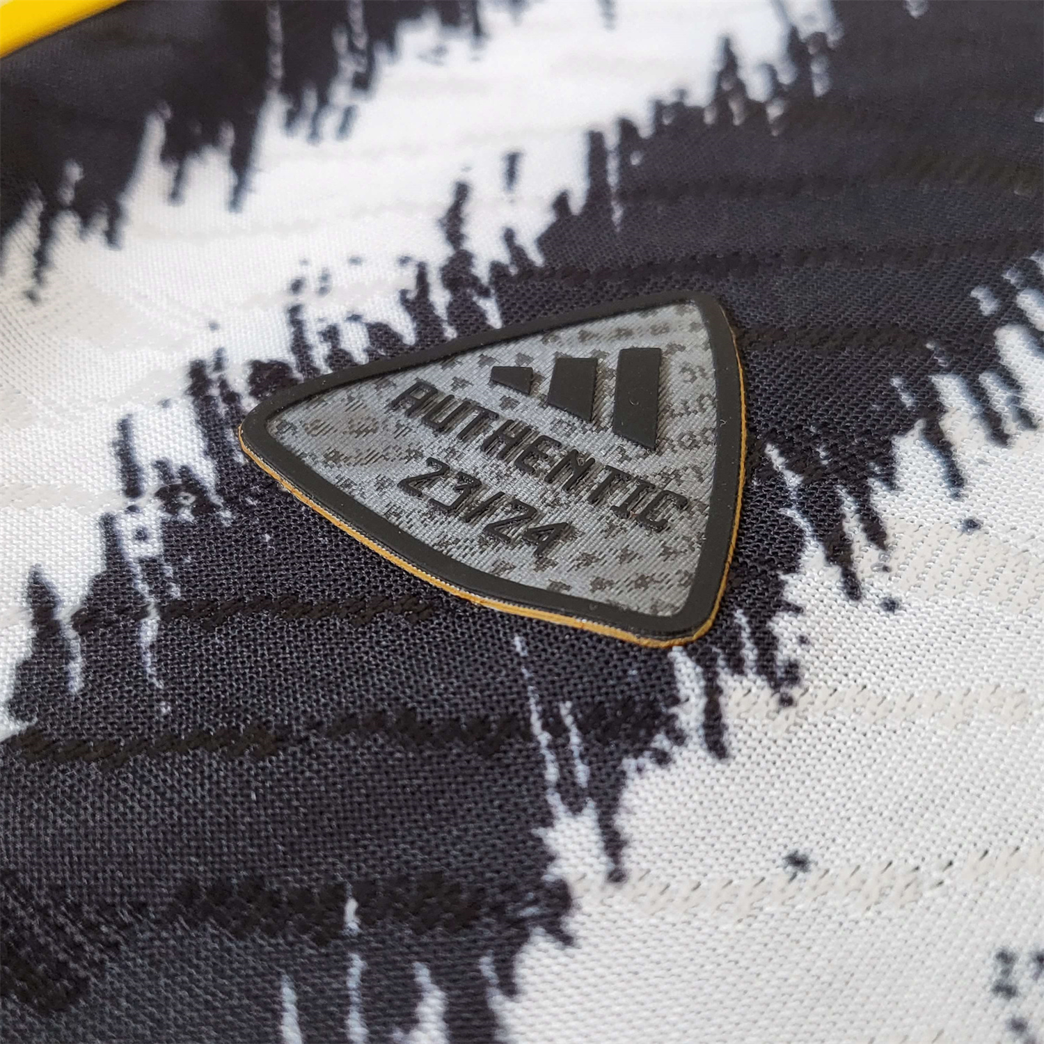 23/24 Juventus Home Jersey - Player Version - UnitedFutballJersey