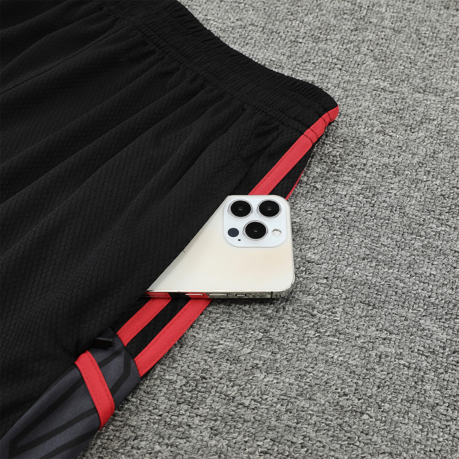 Bayern Munich 23-24 Black & Red Training Vest Suit - UnitedFutballJersey