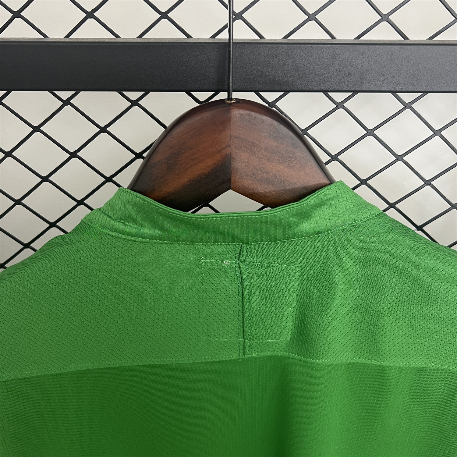Retro Athletic Bilbao 2011-12 Away Green Jersey - UnitedFutballJersey