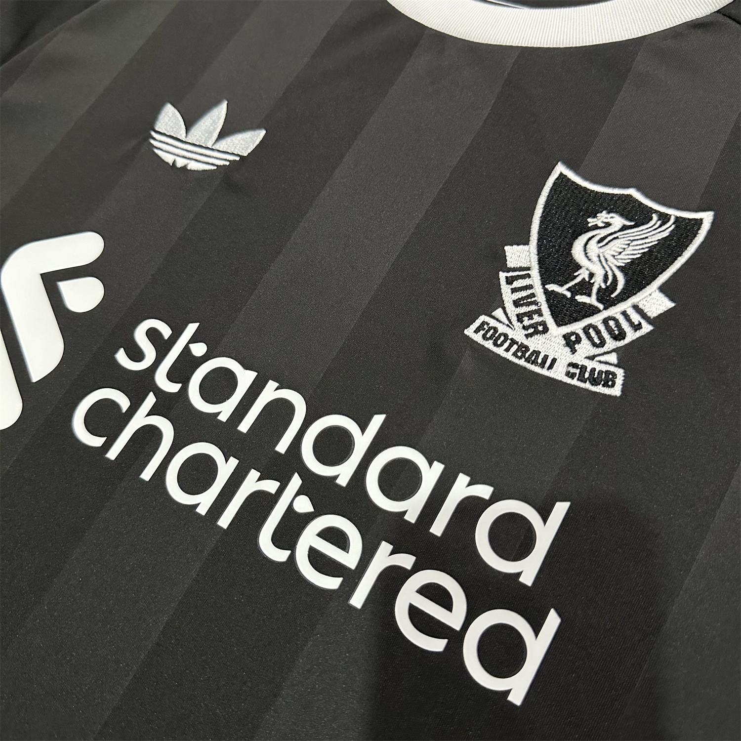Liver.pool 25-26 Black Trefoil Goalkeeper Jersey - Fans Version - UnitedFutballJersey