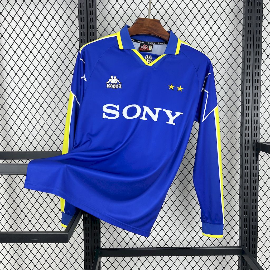 Retro Juventus 1996-97 Away Long Sleeves Jersey - UnitedFutballJersey