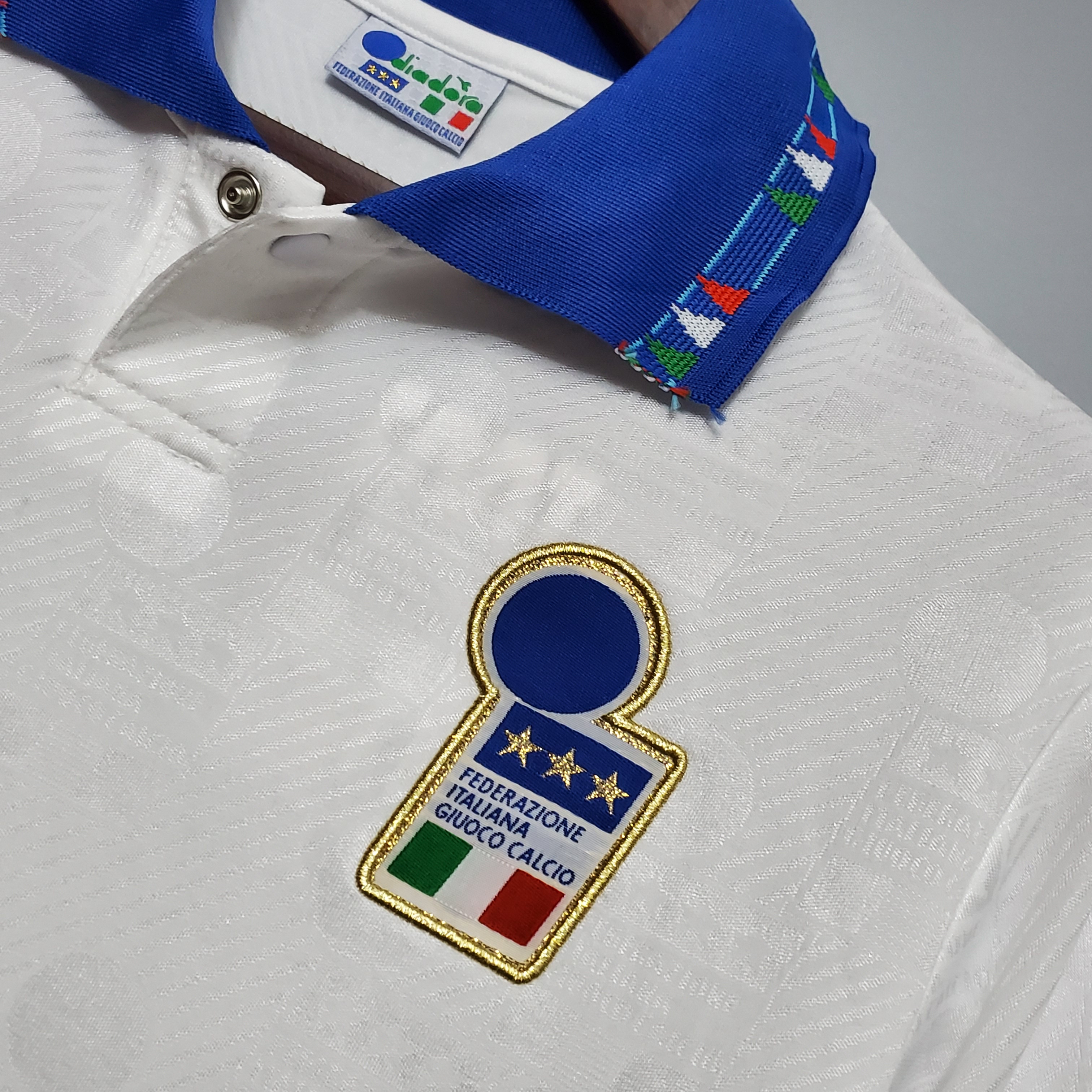 Retro Italy 1994 Away Stadium Jersey - UnitedFutballJersey