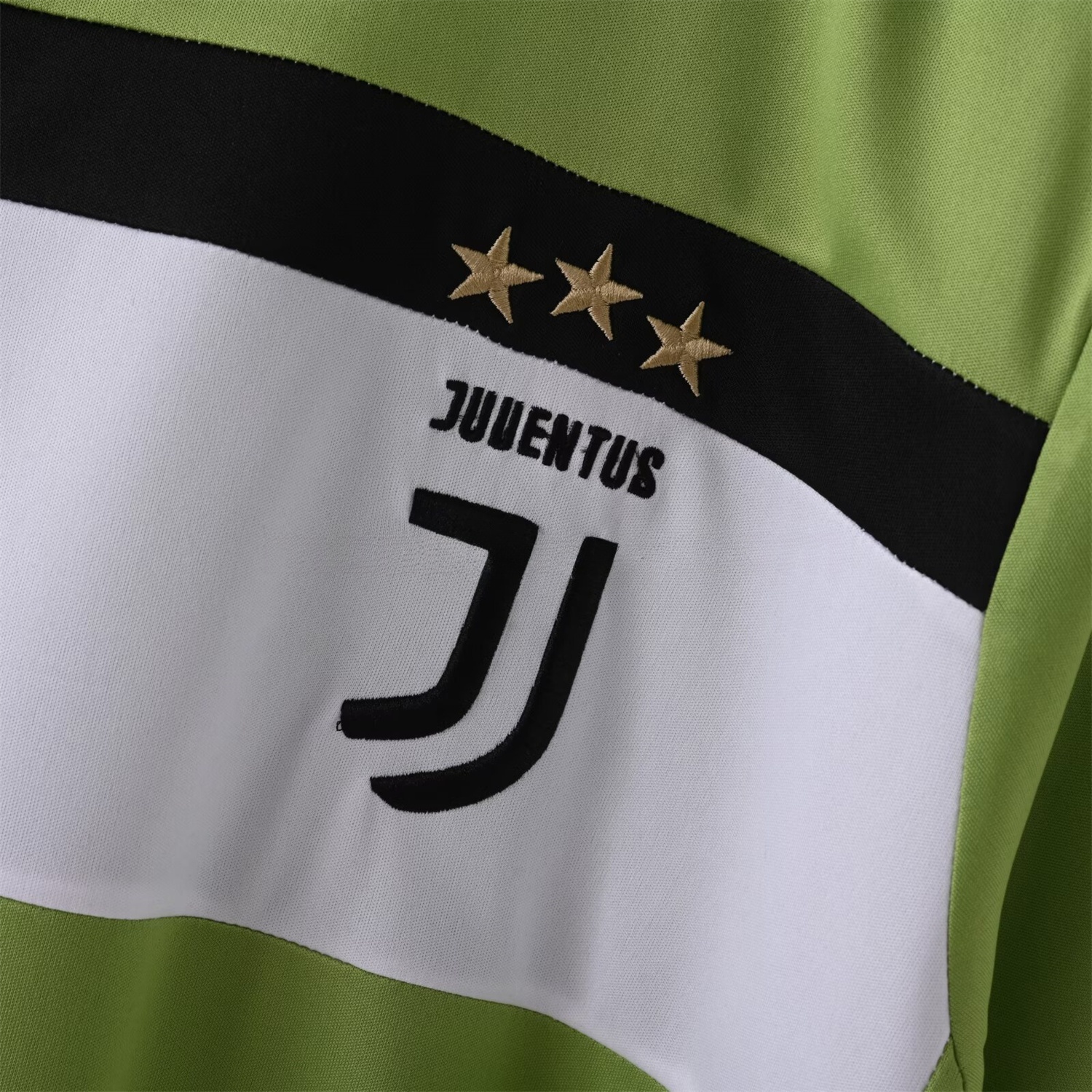 Retro Juventus 2017-18 Third Jersey - UnitedFutballJersey