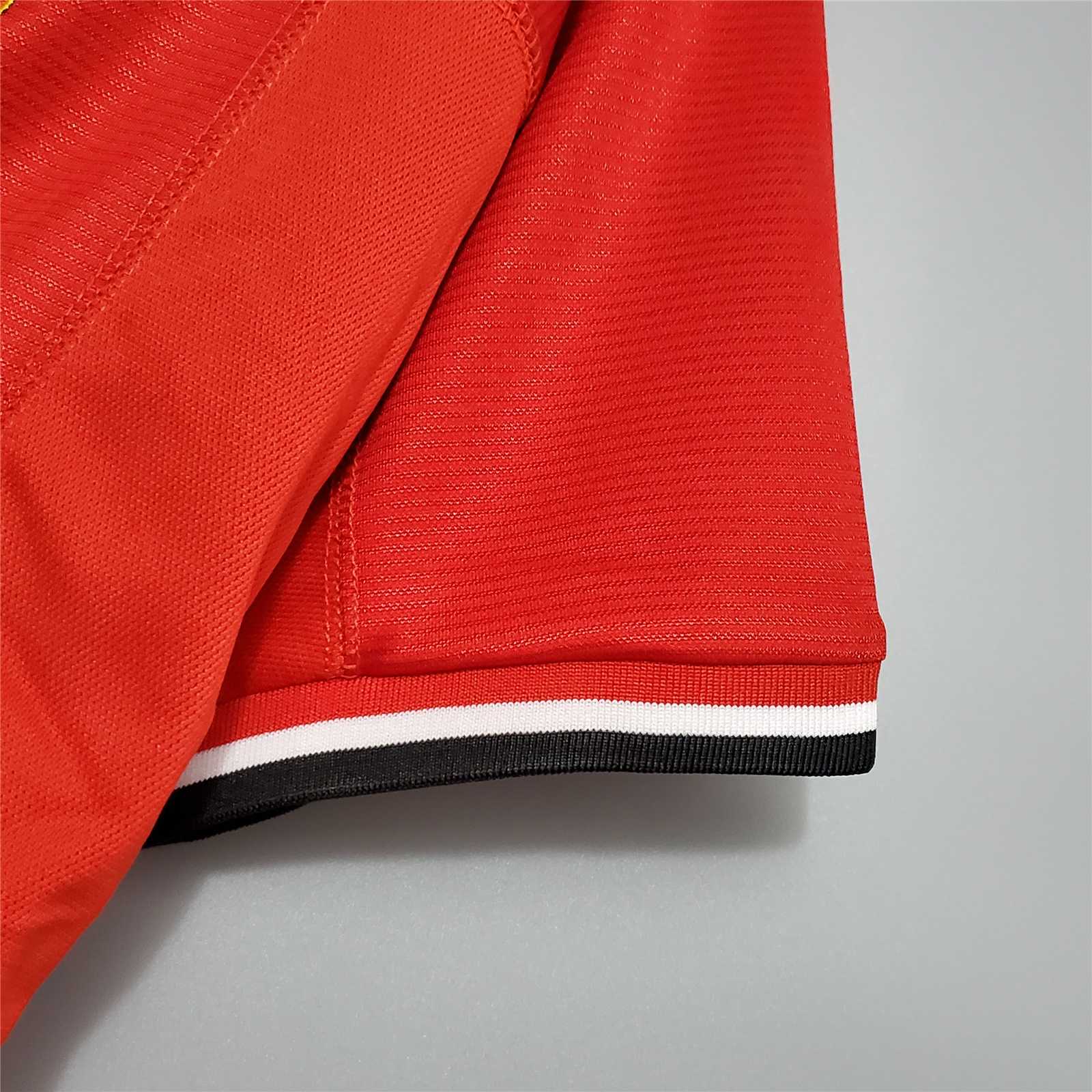 Retro Manchester United 00-02 Home Jersey - UnitedFutballJersey