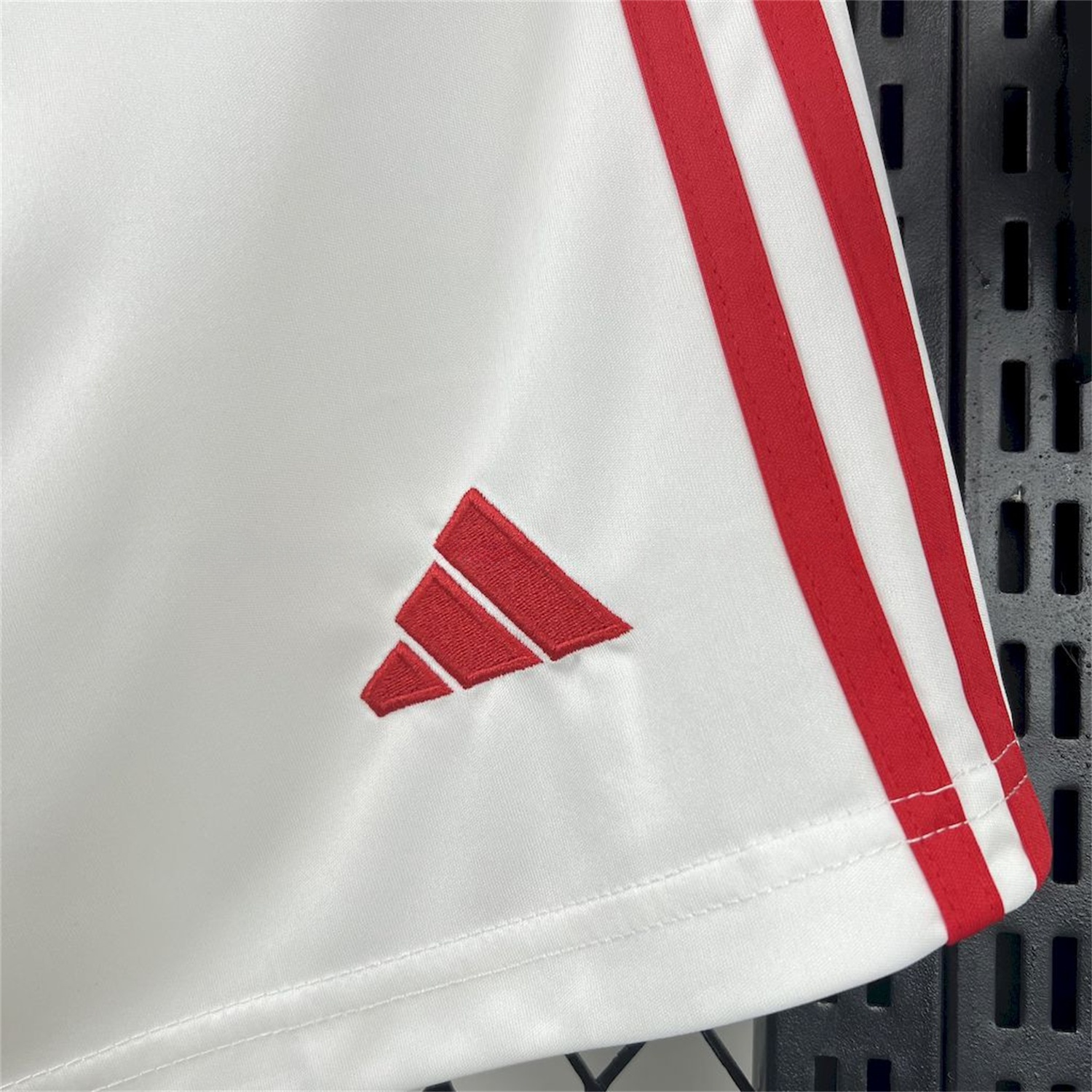 Arsenal 25-26 Home White Shorts - Fans Version - UnitedFutballJersey