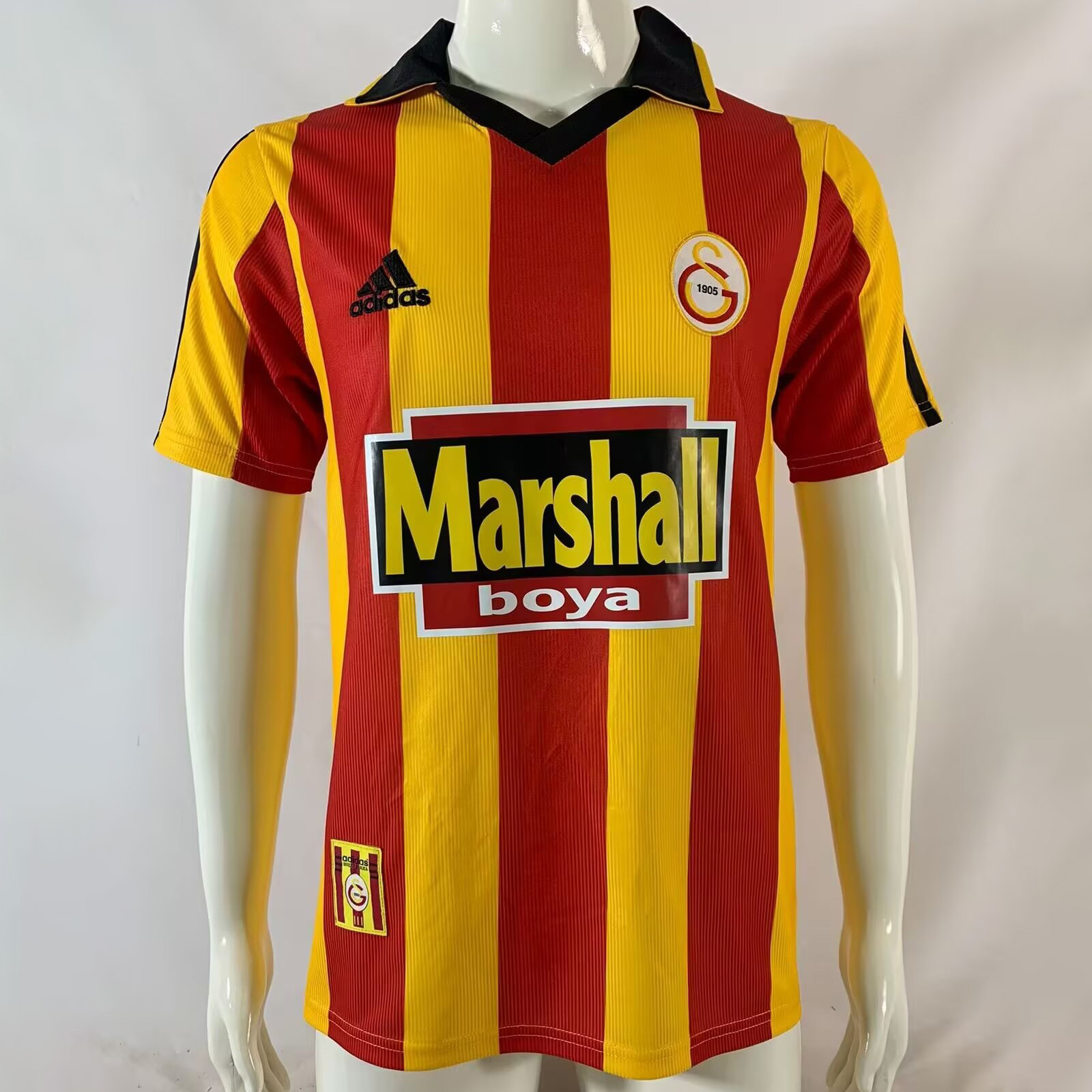Retro Galatasaray 1999-00 Home Jersey - UnitedFutballJersey