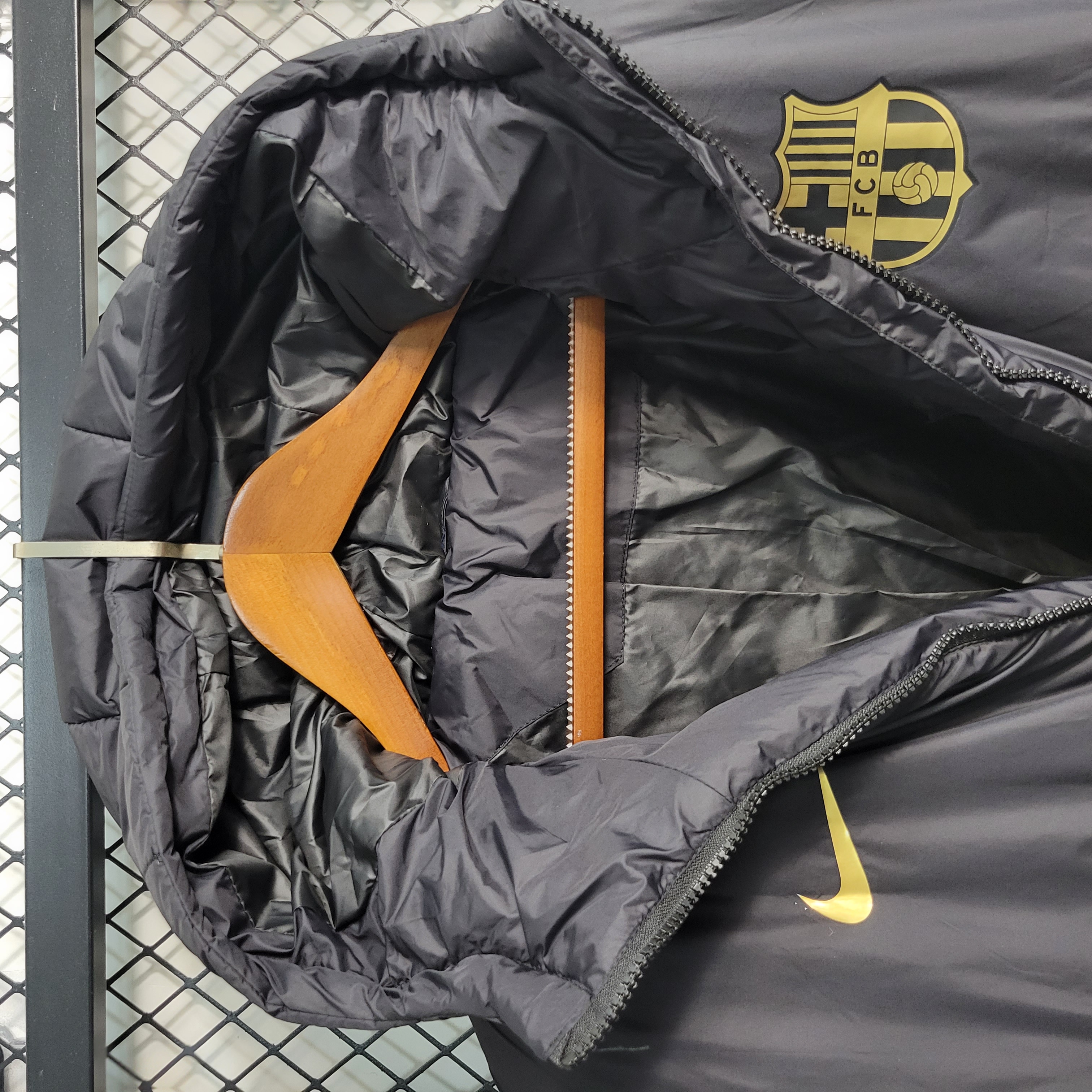 B.A.R.S.A 23-24 Men's Hooded Thermal Cotton Jacket - Black - UnitedFutballJersey