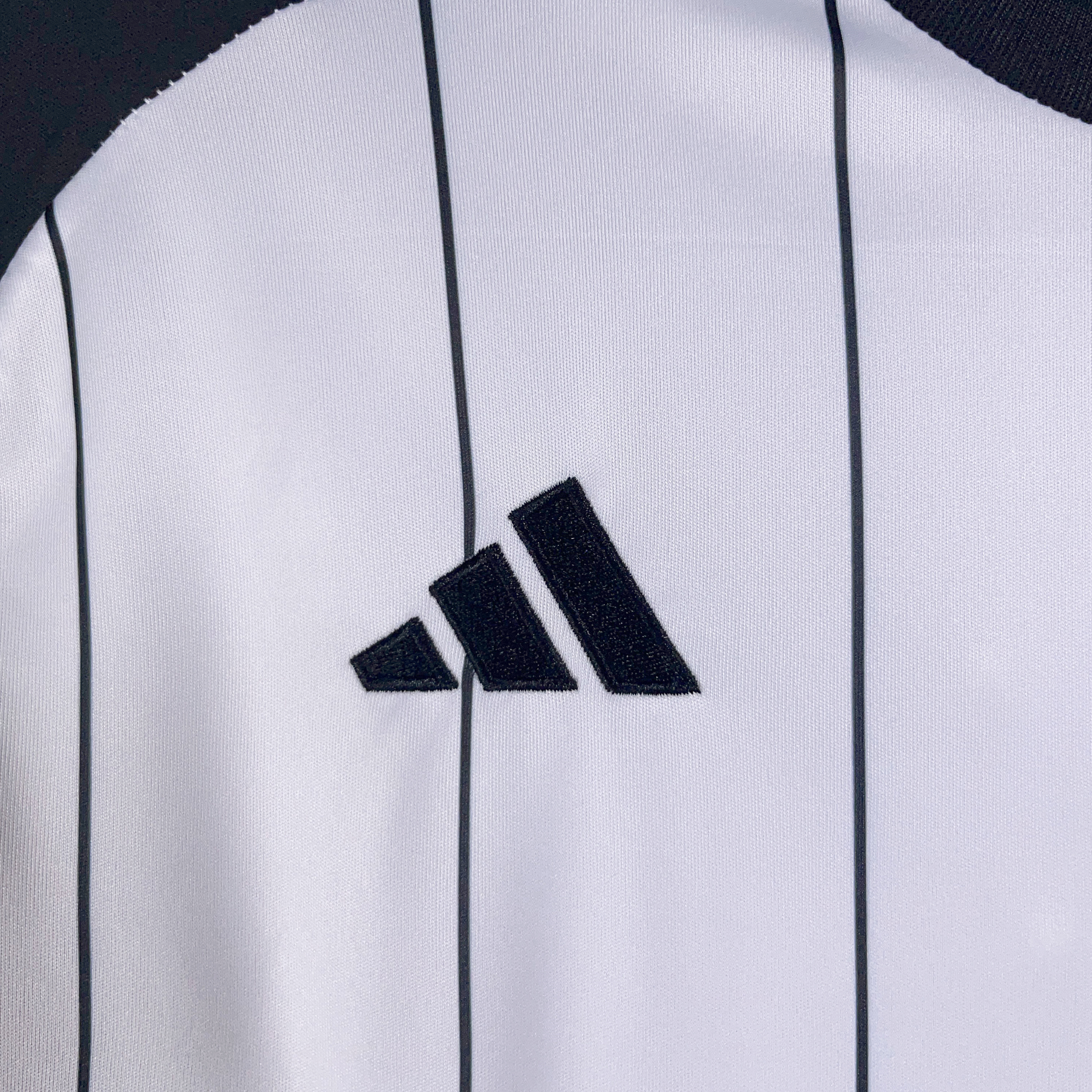 Hamburger SV 23-24 Home Stadium Jersey - Fans Version - UnitedFutballJersey